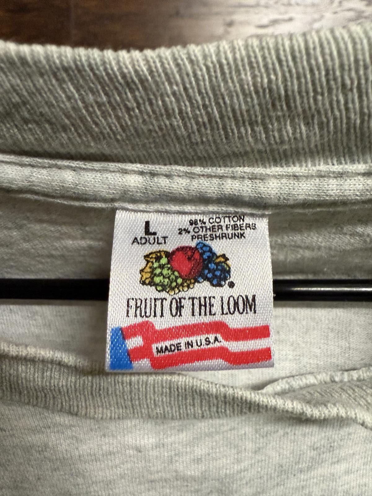 Fruit Of The Loom VTG Sitcom WKRP in Cincinnati T-shirt TV Show Promo 1991 -L Size US L / EU 52-54 / 3 - 2 Thumbnail