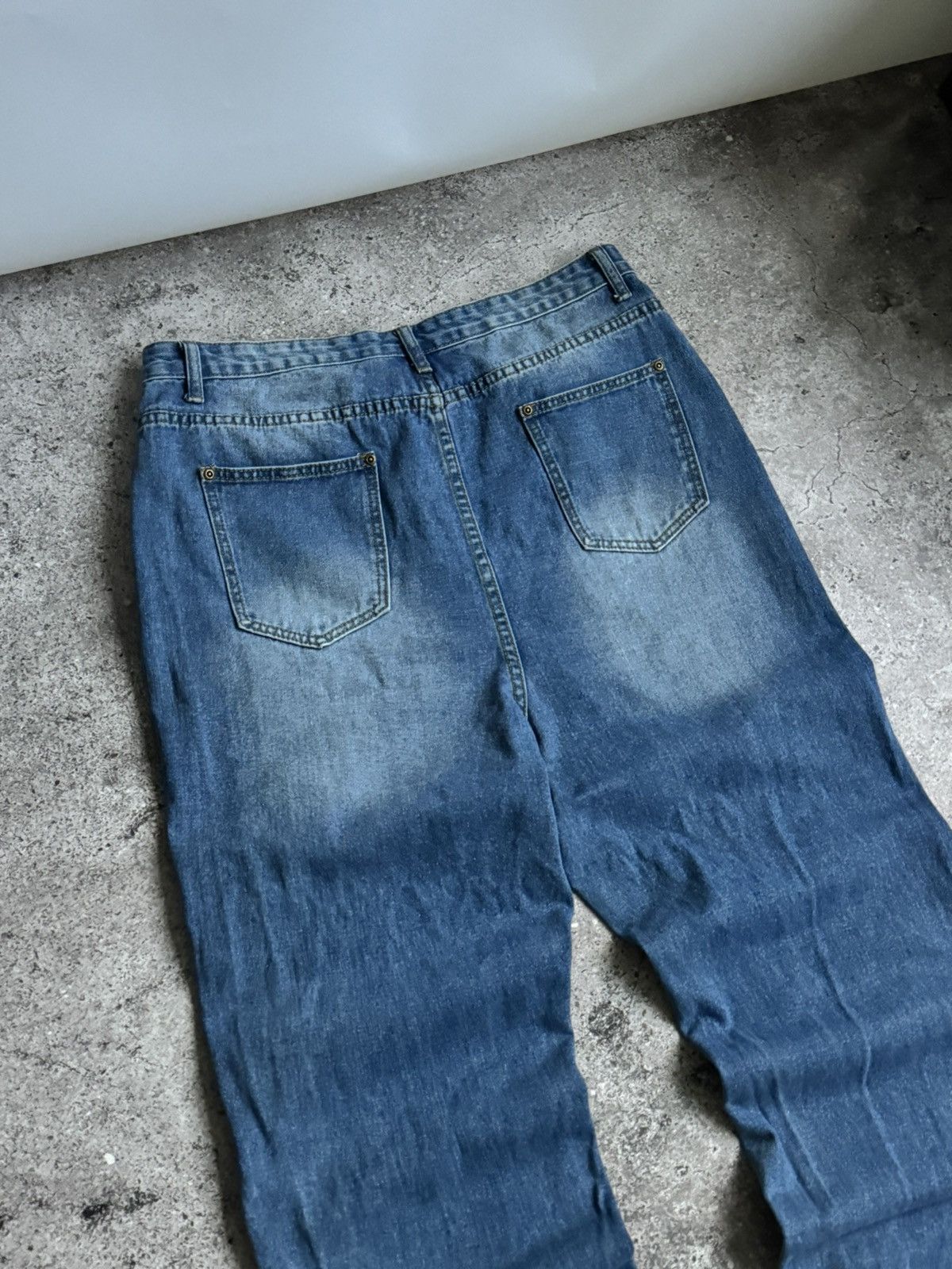 Vintage Vintage Baggy Y2K distressed trash denim jeans pants Size US 32 / EU 48 - 12 Thumbnail