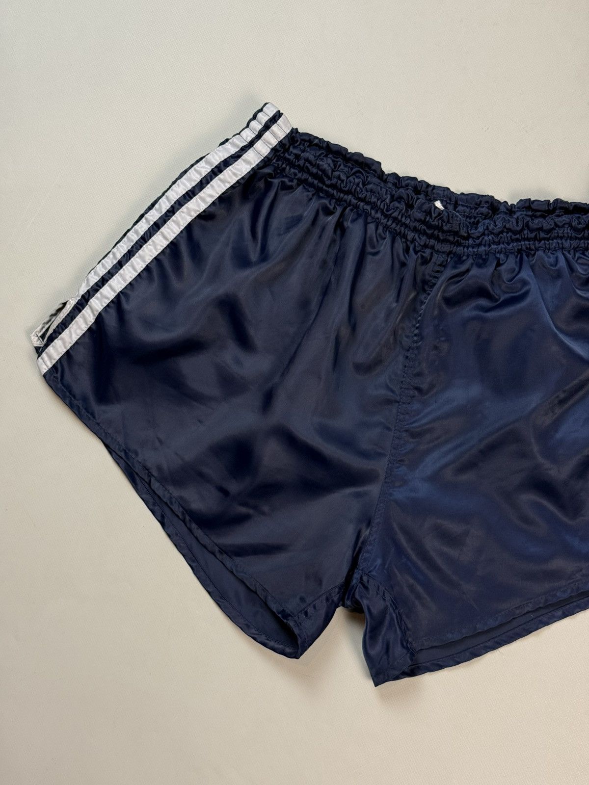 Adidas Adidas Vintage 80s 90s Nylon Soccer Fottball Shorts Germany Size US 34 / EU 50 - 5 Thumbnail