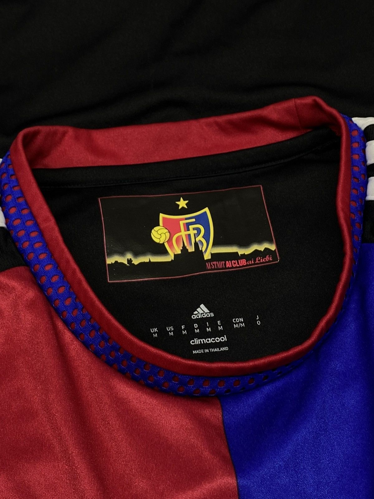 Adidas Adidas FC Basel 2015/16 Home Football Shirt Soccer Jersey Size US M / EU 48-50 / 2 - 13 Thumbnail