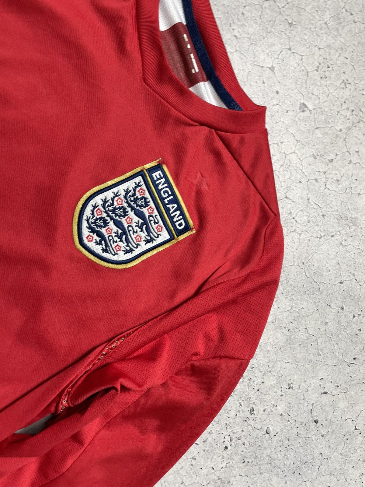 Umbro Vintage Umbro England Team Football Long Sleeve Jersey Size US M / EU 48-50 / 2 - 4 Thumbnail