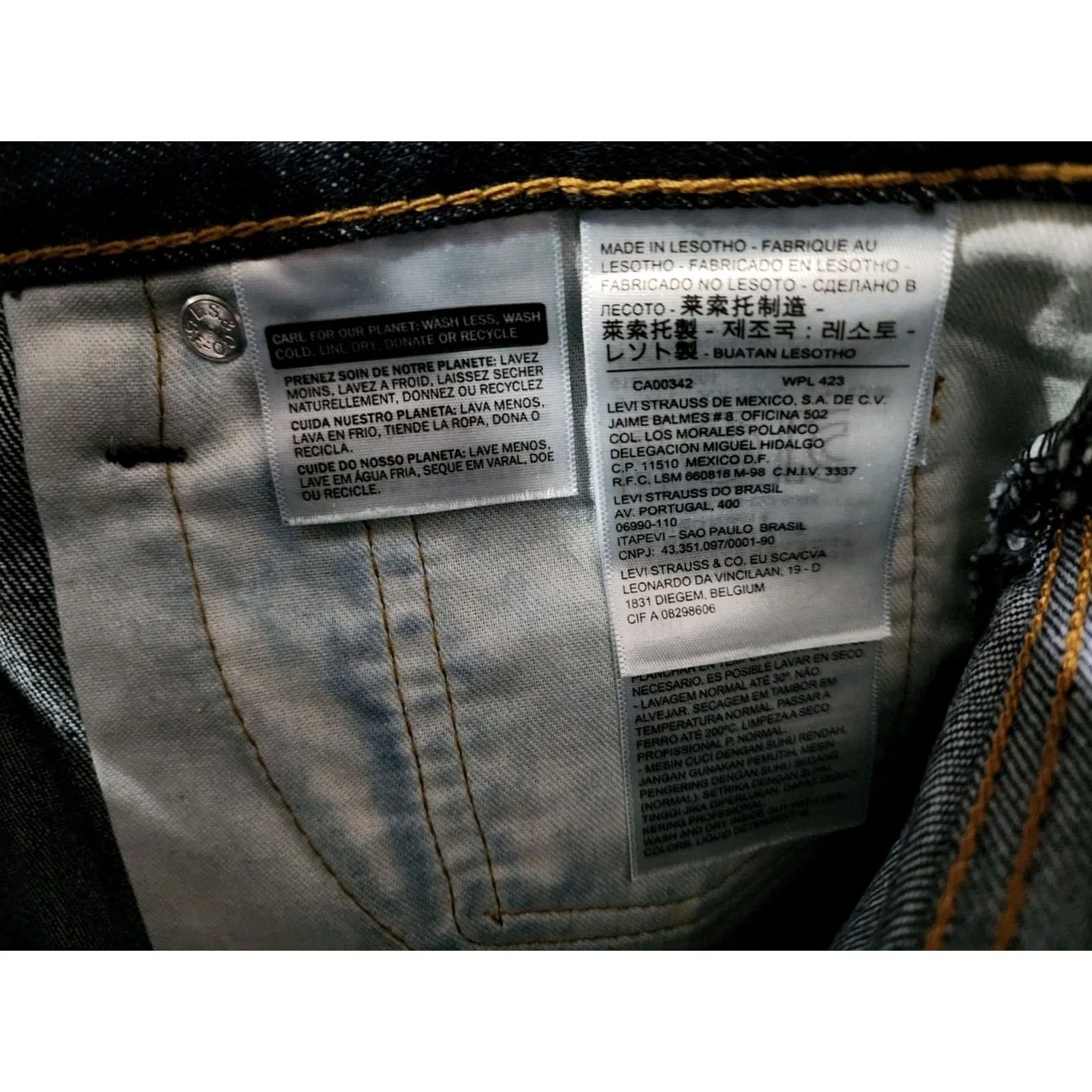Levi's LEVI'S 511 Jeans Men W30/L30 Blue Denim Zip Fly Regular Bootcut Stretch Pocket All Seasons 30 in Inseam Model 511 Size US 30 / EU 46 - 6 Thumbnail