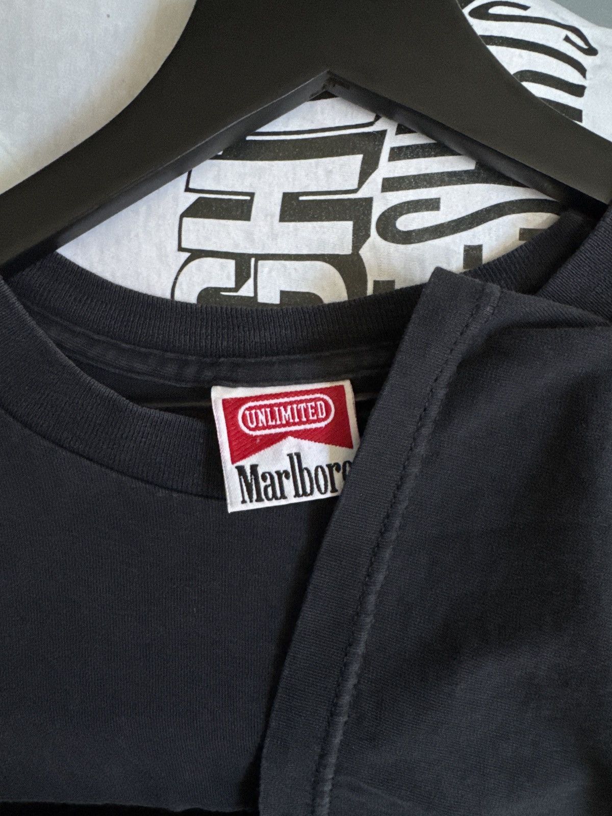 Marlboro Vintage 1990s Marboro Unlimited Train Pocket Tee Size US XL / EU 56 / 4 - 5 Thumbnail