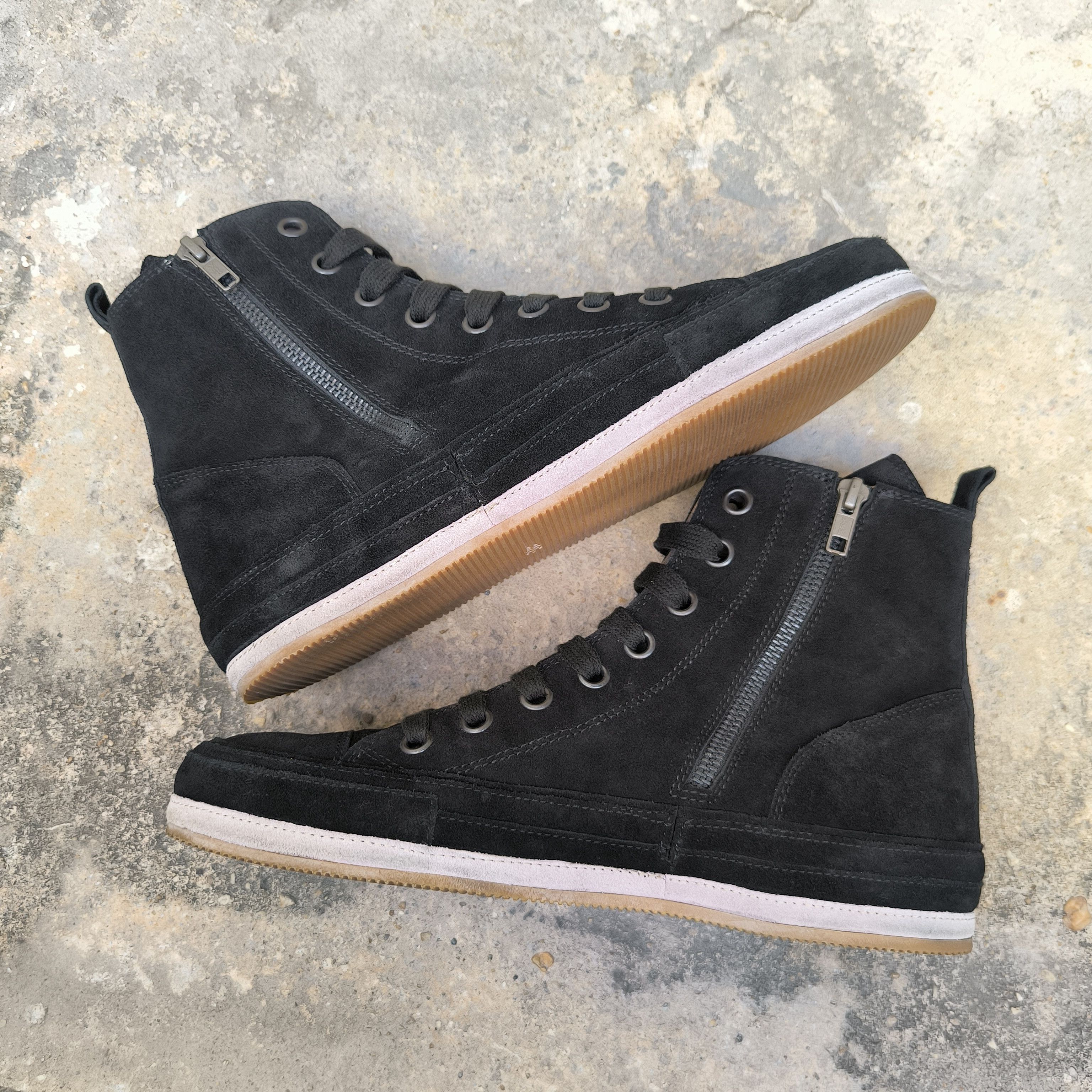 Ann Demeulemeester ANN DEMEULEMEESTER "SCAMOSCIATO GLICINE + NERO" Size US 7 / EU 40 - 6 Thumbnail