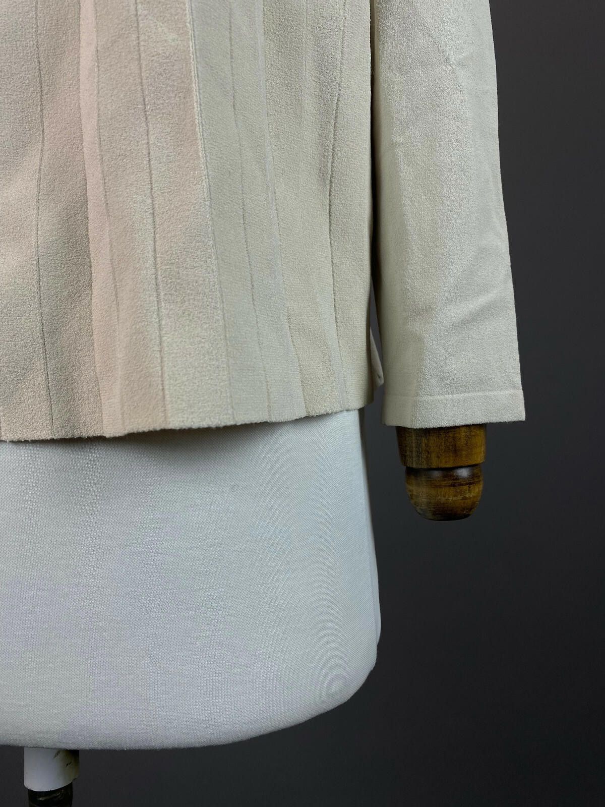 Designer Weekend Max Mara Ivory Button Down Cardigan Sweater Size S Size S / US 4 / IT 40 - 7 Thumbnail