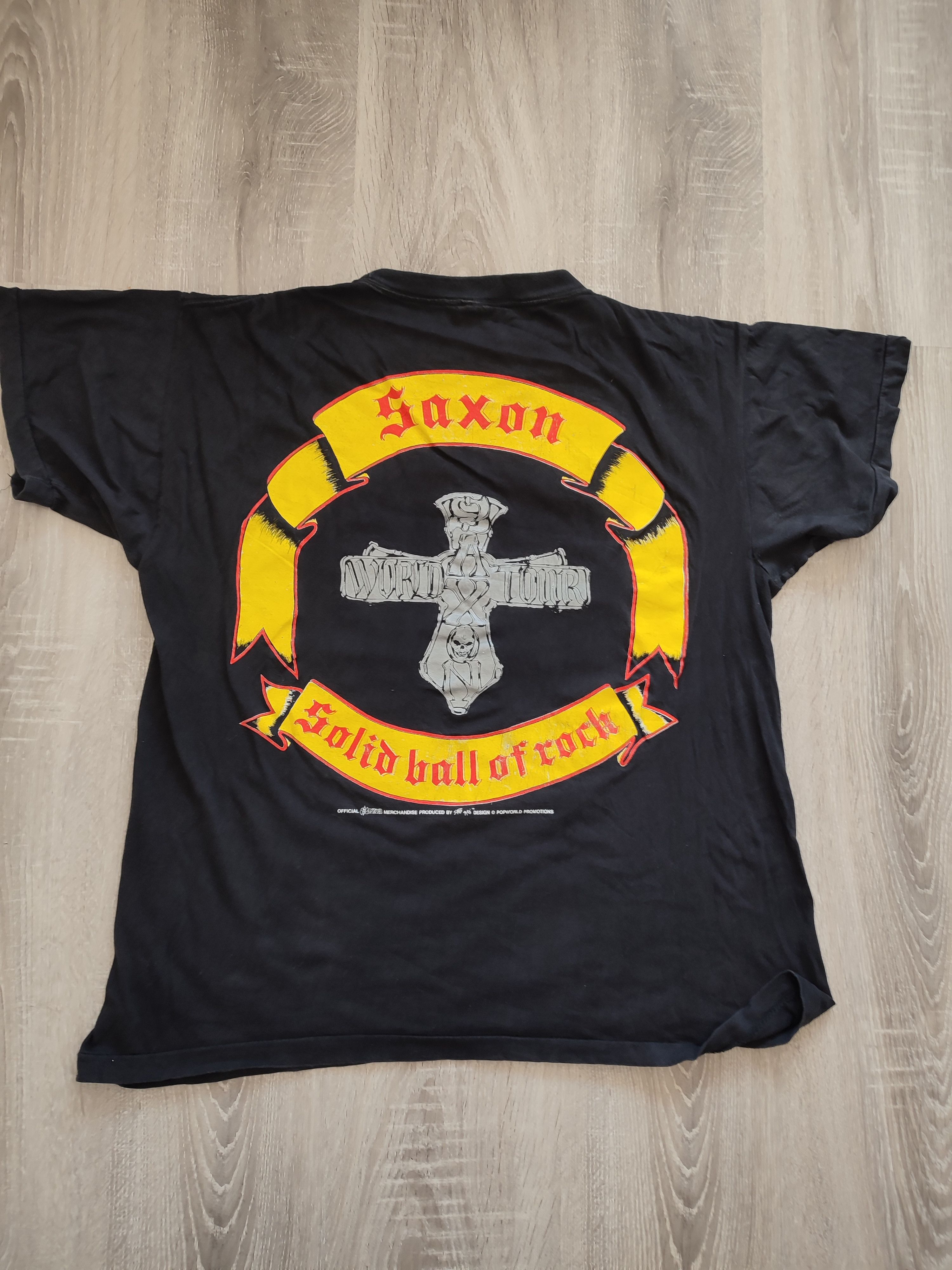 Vintage Vintage Saxon Solid Ball Of Rock t shirt size L Size US L / EU 52-54 / 3 - 9 Thumbnail