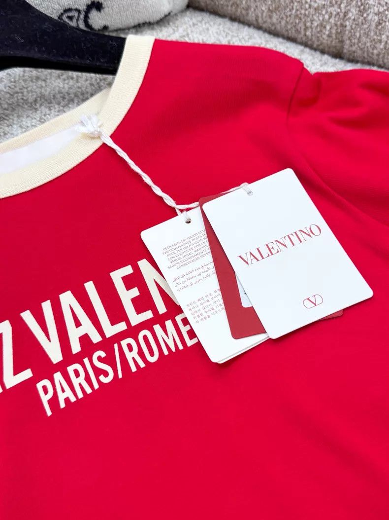 Valentino Valentino Red M size beige contrasting crew neck flocked l Size M / US 6-8 / IT 42-44 - 6 Thumbnail