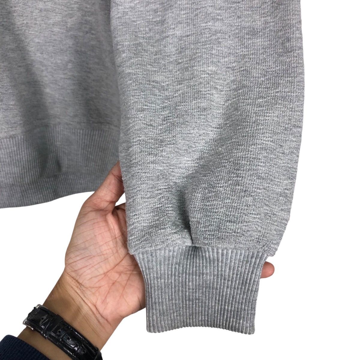 Vintage Vintage Nicola Valentino Spell Out Big Logo Sweatshirt Size US M / EU 48-50 / 2 - 9 Thumbnail