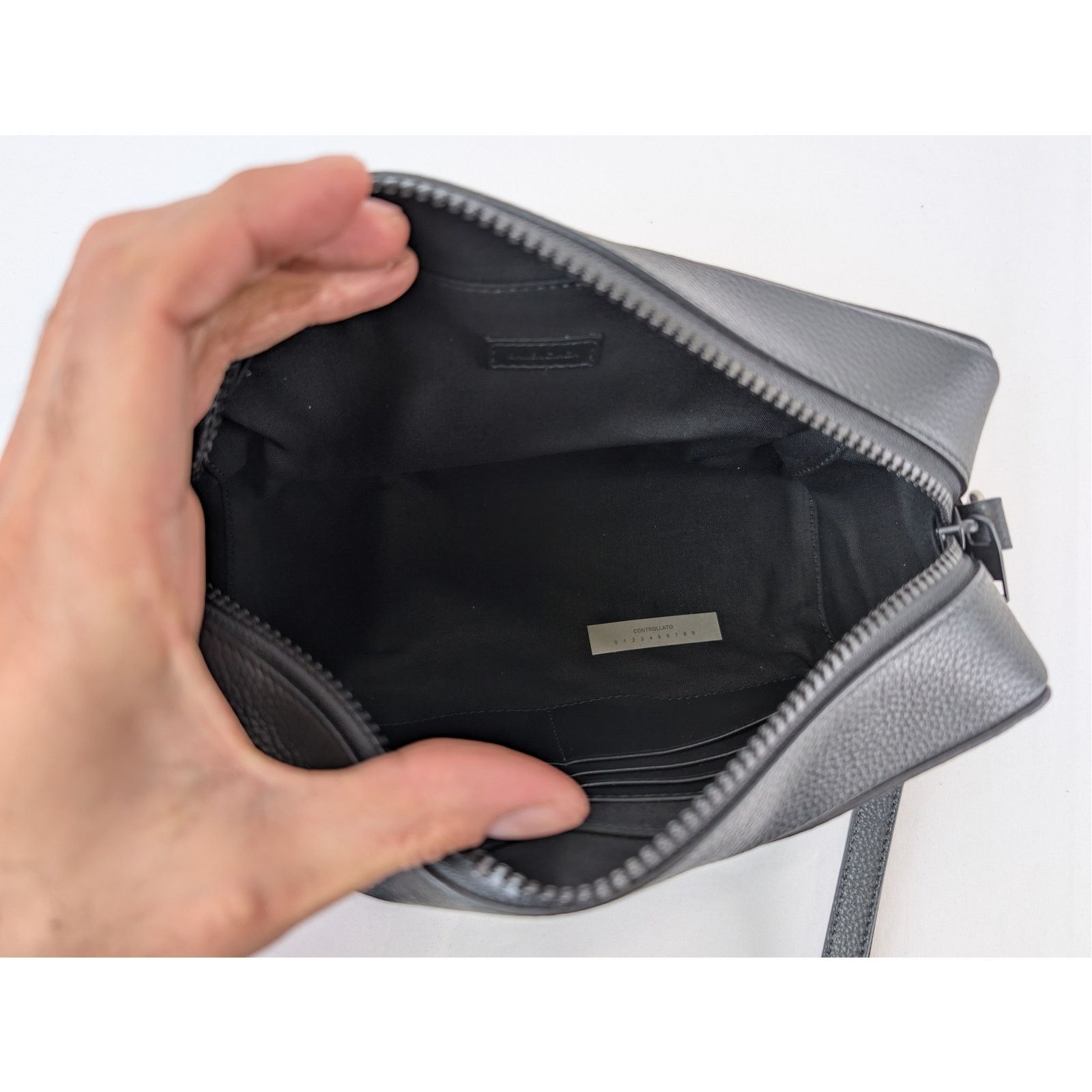 Balenciaga o1rshd1 Size: OS/ Chevron Car Print Embossed Leather Handbag Size ONE SIZE - 11 Thumbnail