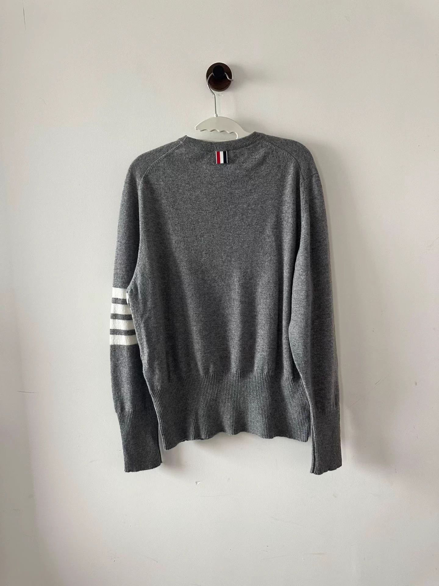 Thom Browne Thom Browne Gray Cashmere Sweater Size 4 Size US XL / EU 56 / 4 - 2 Thumbnail
