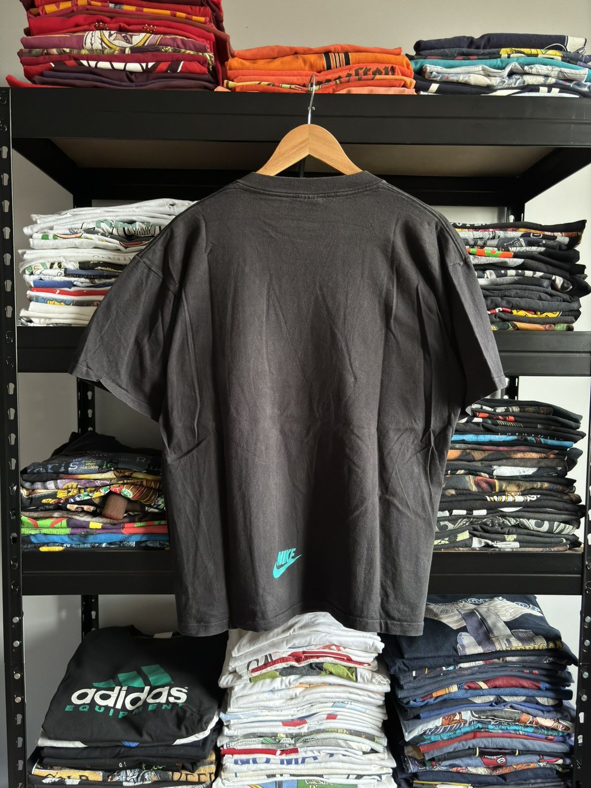 Nike Vintage Center Swoosh Nike Tee Travis Scott 90s skateboard Size US L / EU 52-54 / 3 - 4 Thumbnail