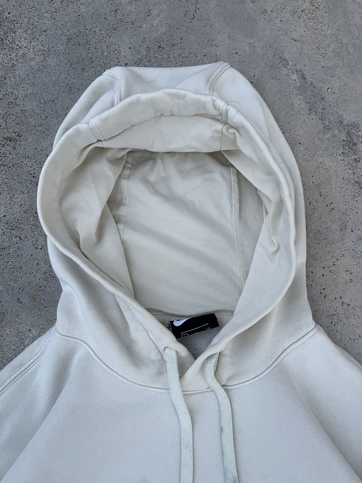 Nike × Vintage Vintage Nike Small Swoosh Cream Pullover Hoodie Size US L / EU 52-54 / 3 - 9 Thumbnail