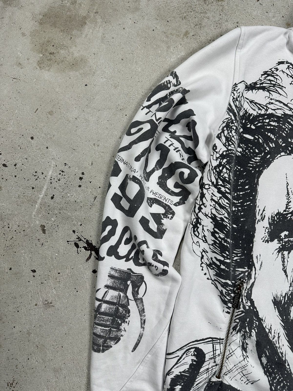 Japanese Brand × Vintage Vintage Y2K Yakuza Mafia Screaming Man Hoodie Archive Size US M / EU 48-50 / 2 - 9 Thumbnail