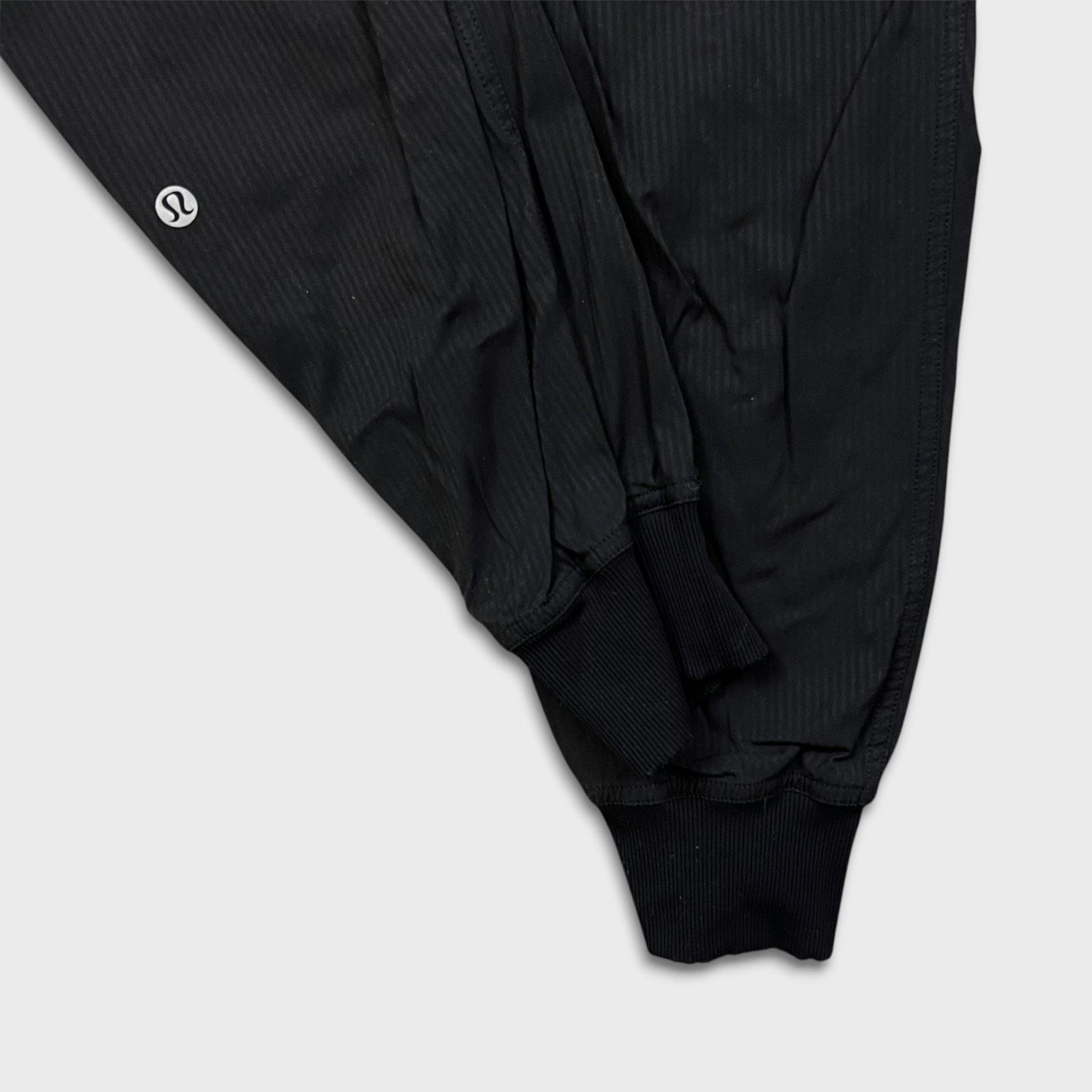 Lululemon Lululemon Dance Studio Mid-Rise Jogger Size 6 Athletic Taper Size 28" / US 6 / IT 42 - 6 Thumbnail