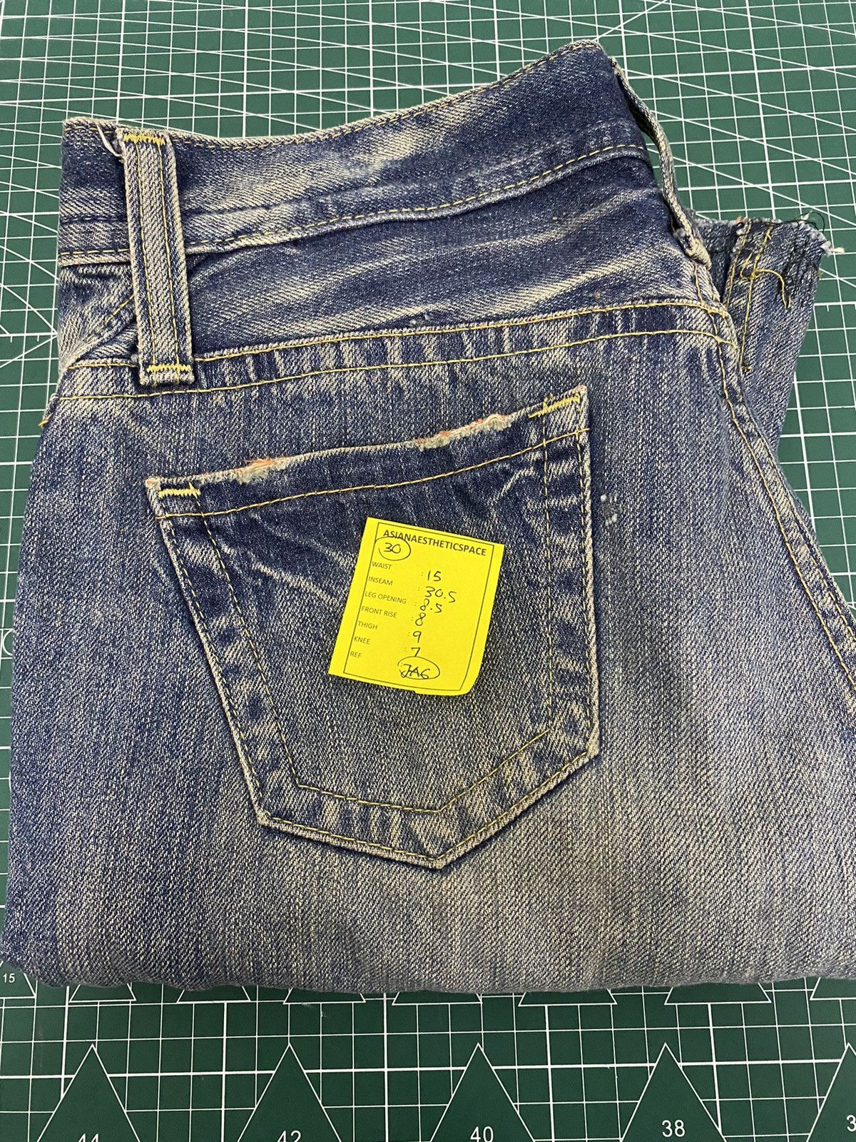 If Six Was Nine × Japanese Brand × Le Grande Bleu (L.G.B.) Flare Distressed Denim Orange Mud Jean Size US 30 / EU 46 - 19 Thumbnail