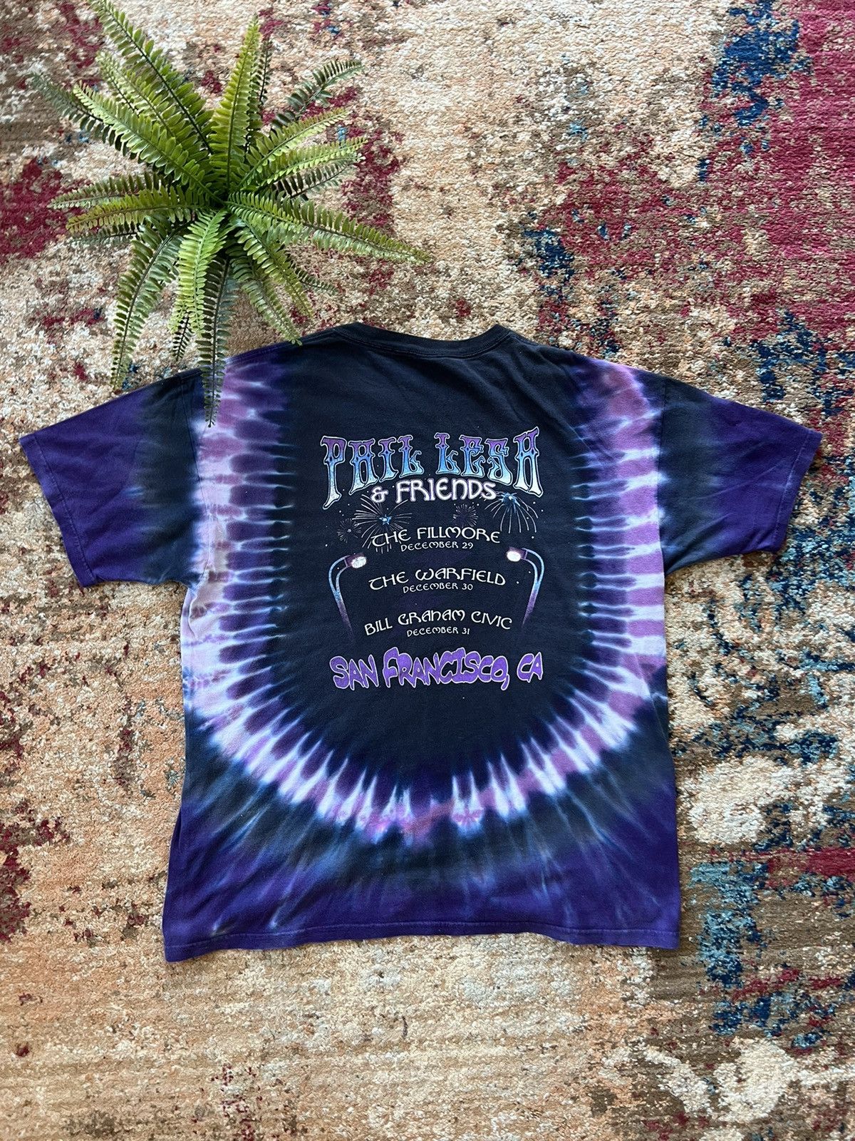 Band Tees × Grateful Dead × Vintage 🎴 90’s PHIL LESH AND FRIENDS NEW YEARS RUN Y2K OVERSIZE TEE Size US XL / EU 56 / 4 - 2 Thumbnail