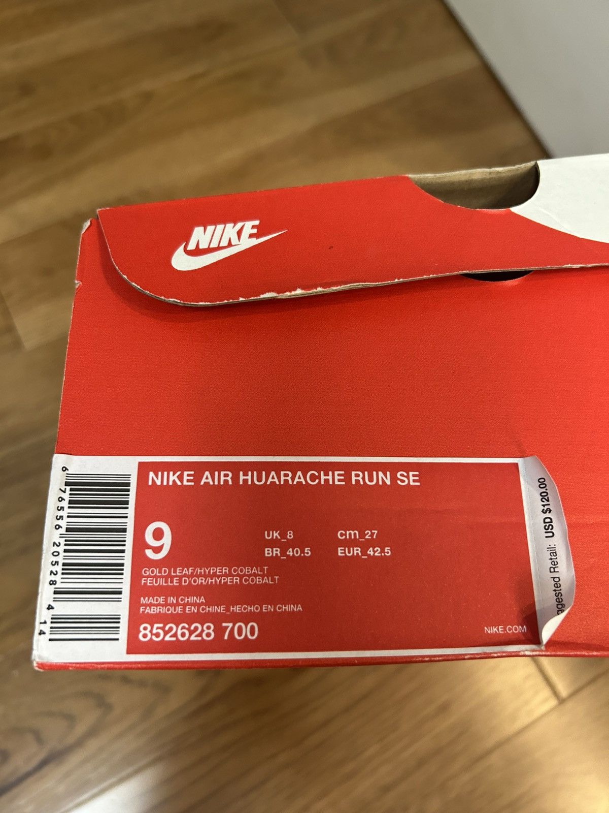 Nike Nike Huarache Gold Leaf (RARE) Size US 9 / EU 42 - 6 Thumbnail