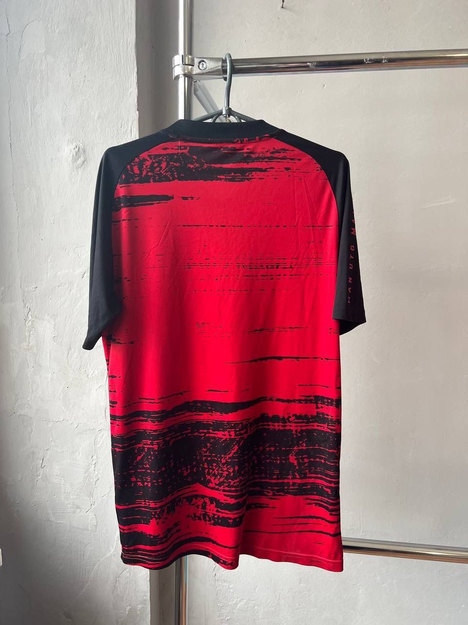 Adidas 2020/21 MANCHESTER UNITED TRAINING SOCCER FOOTBALL JERSEY S Size US S / EU 44-46 / 1 - 12 Thumbnail
