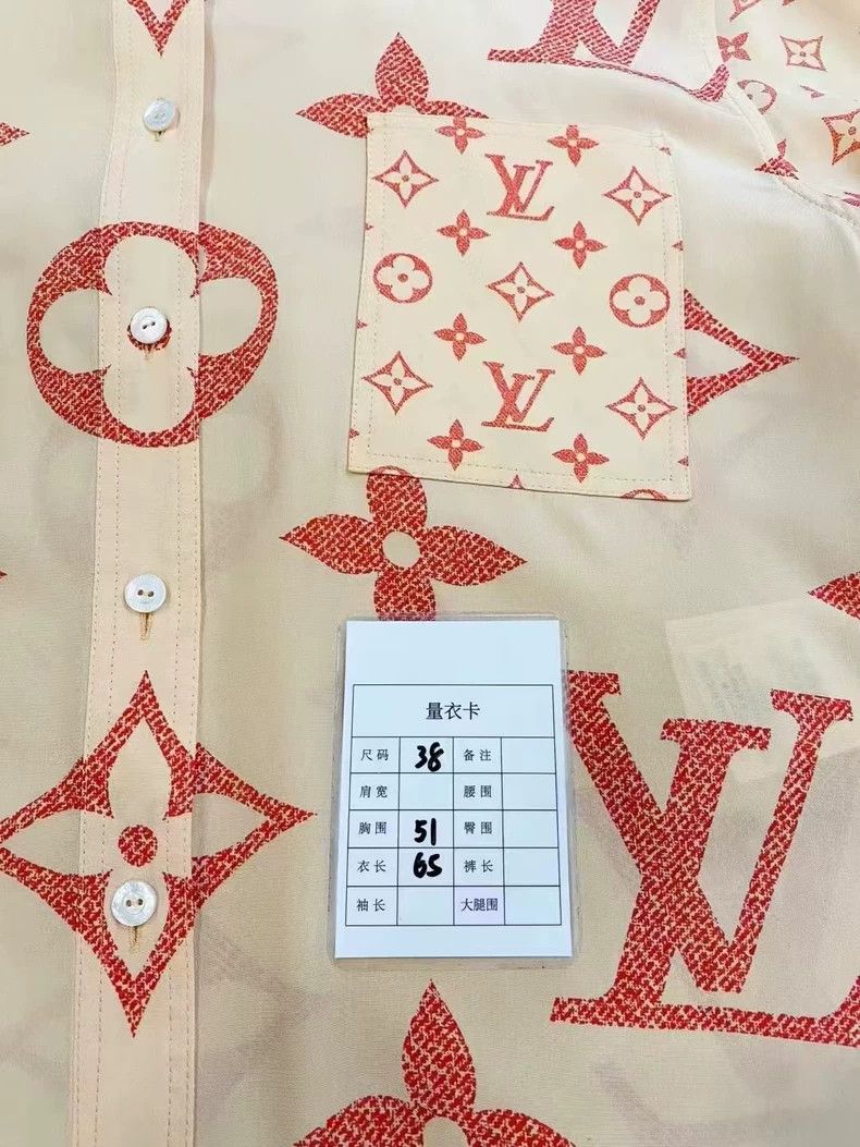 Louis Vuitton Louis Vuitton Silk long-sleeved shirt with logo shirt Size XS / US 0-2 / IT 36-38 - 7 Thumbnail