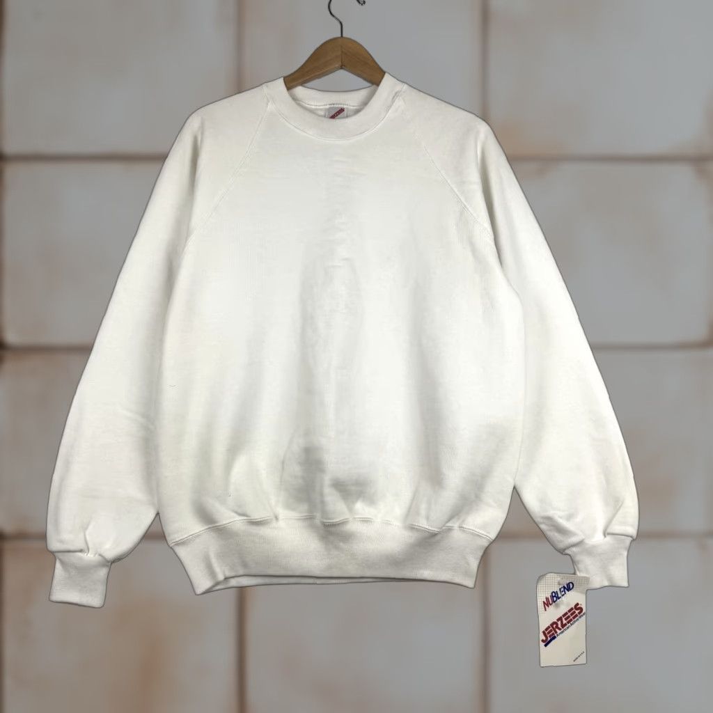 Jerzees VINTAGE Jerzees Sweatshirt Pullover Regular L White 90s 80s NOS Made in USA Mens Long Sleeve Crew Neck Cotton Fleece Size US L / EU 52-54 / 3 - 1 Thumbnail