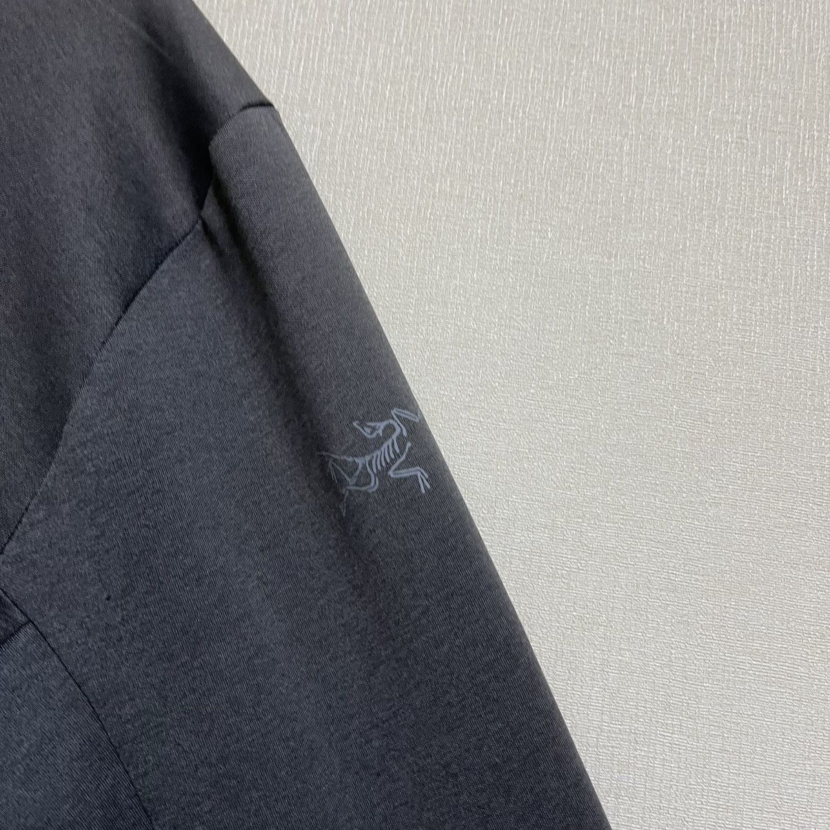 Arc'teryx Vintage Arcteryx Full Zip Hoodie Jacket Size US L / EU 52-54 / 3 - 6 Thumbnail