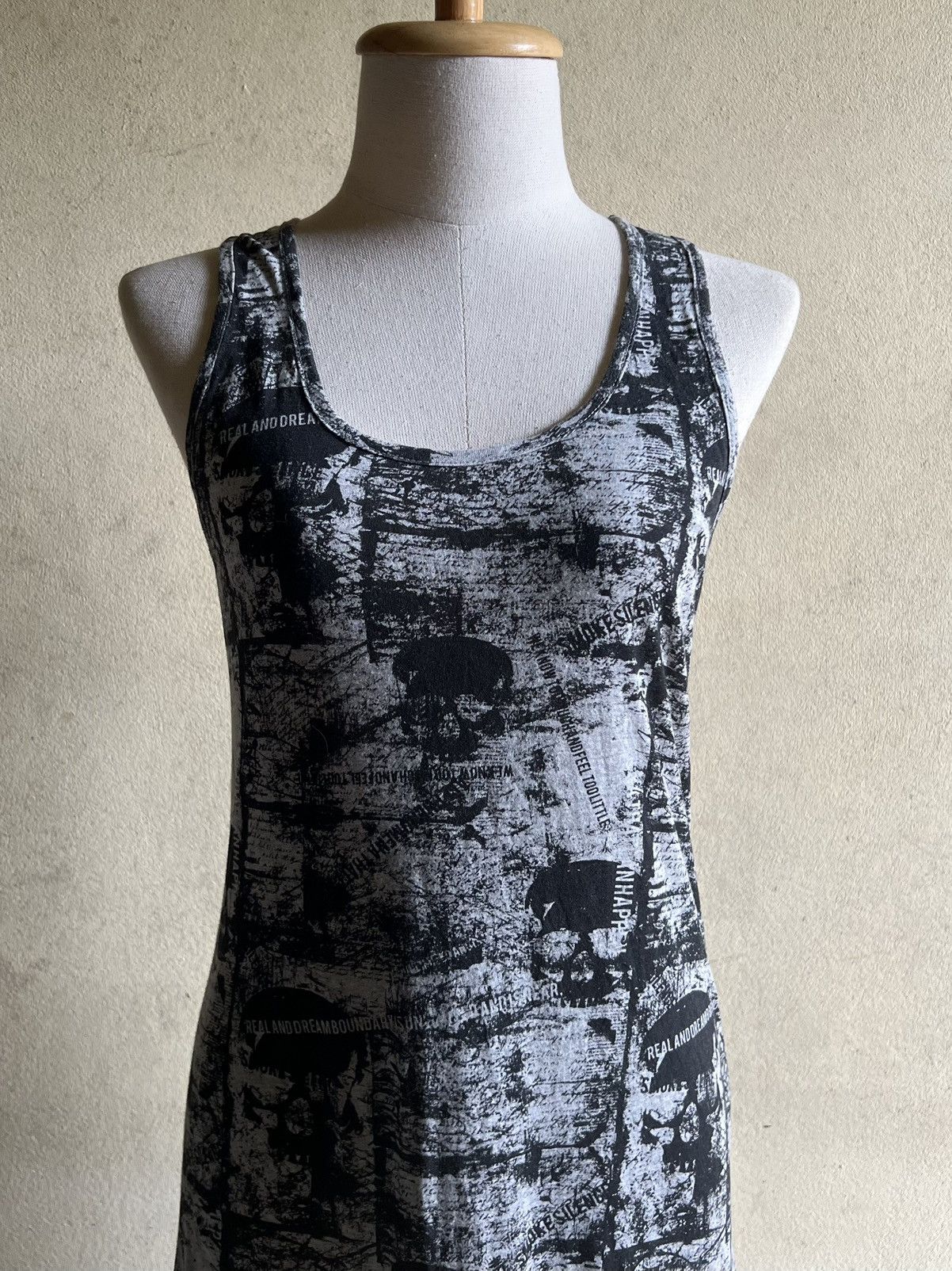 Japanese Brand HEAVEN AND EARTH Grey Skull Print Sleeveless Maxi Dress Size M / US 6-8 / IT 42-44 - 11 Thumbnail