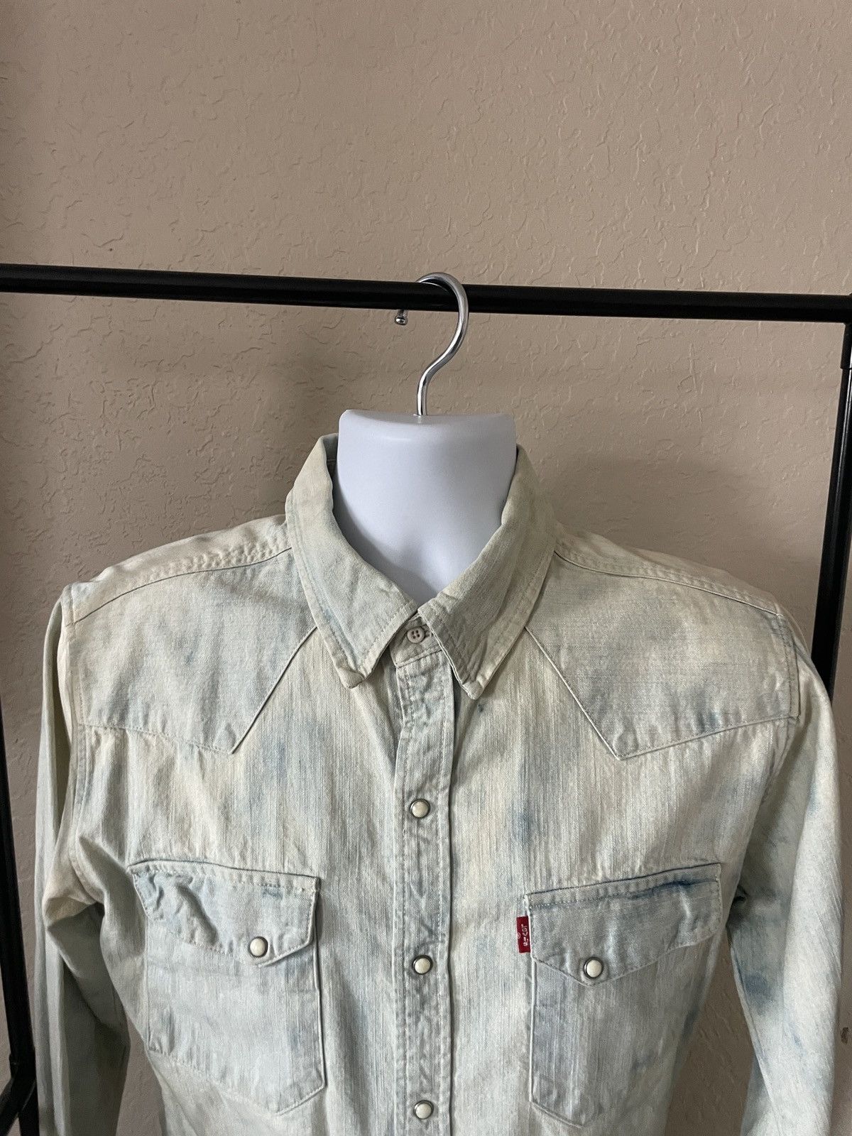 Levi's Vintage Clothing Bleached Denim Snap button down western shirt Size US L / EU 52-54 / 3 - 1 Thumbnail
