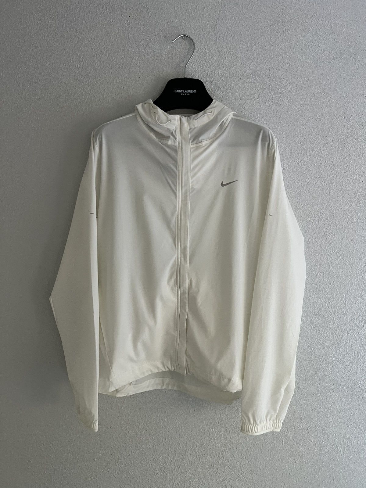Nike Nike Swift Repel Packable Running Jacket - Sail Size L / US 10 / IT 46 - 1 Thumbnail