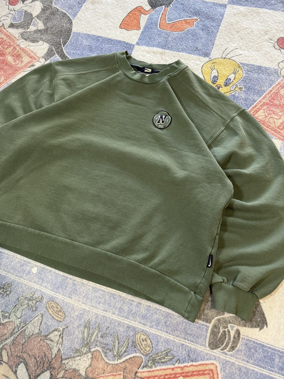 Nike Vintage nike crewneck sweatshirt Size US M / EU 48-50 / 2 - 2 Thumbnail