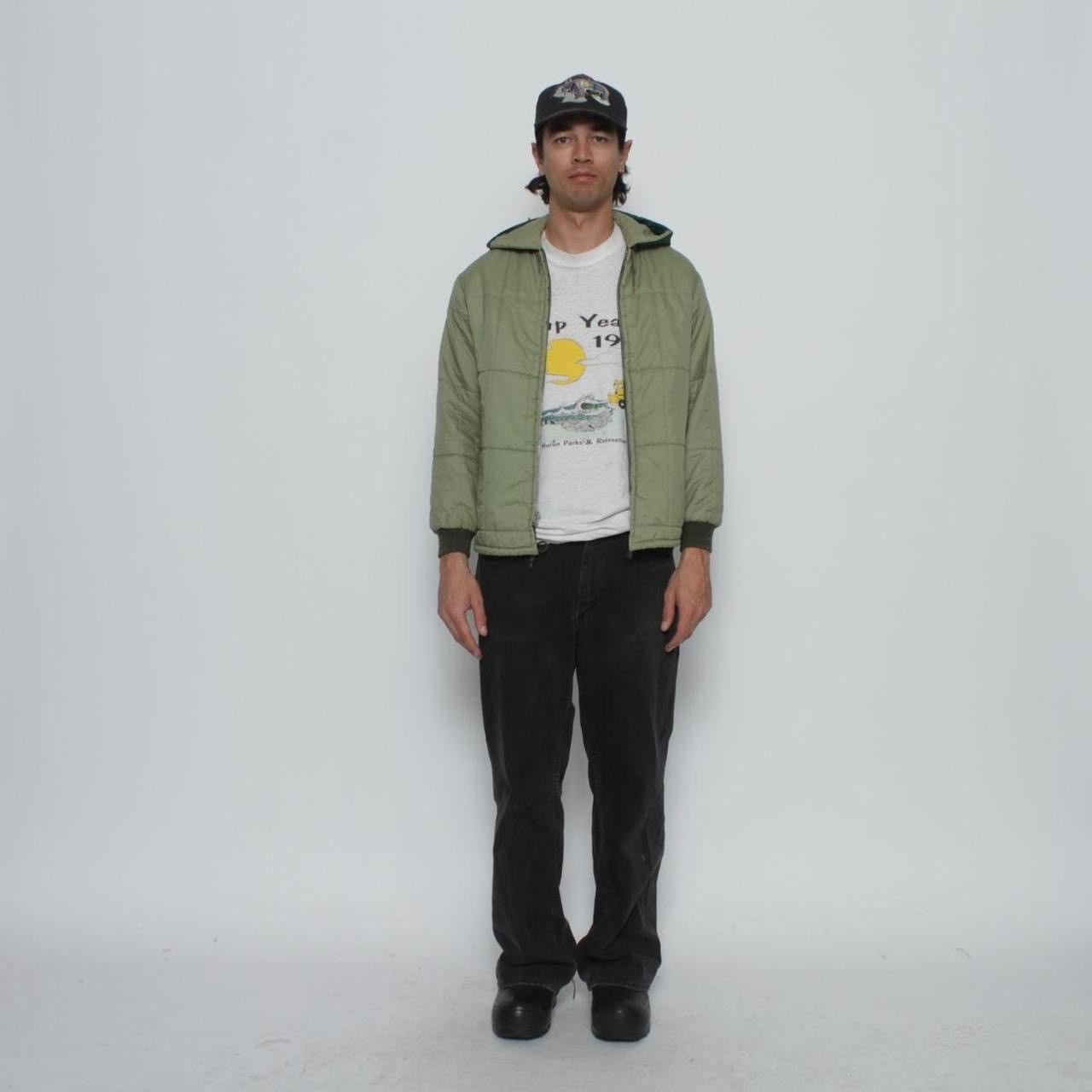 Vintage 70S LIGHT GREEN AND DARK GREEN ZIP UP QUILTED JACKET Size US S / EU 44-46 / 1 - 2 Thumbnail