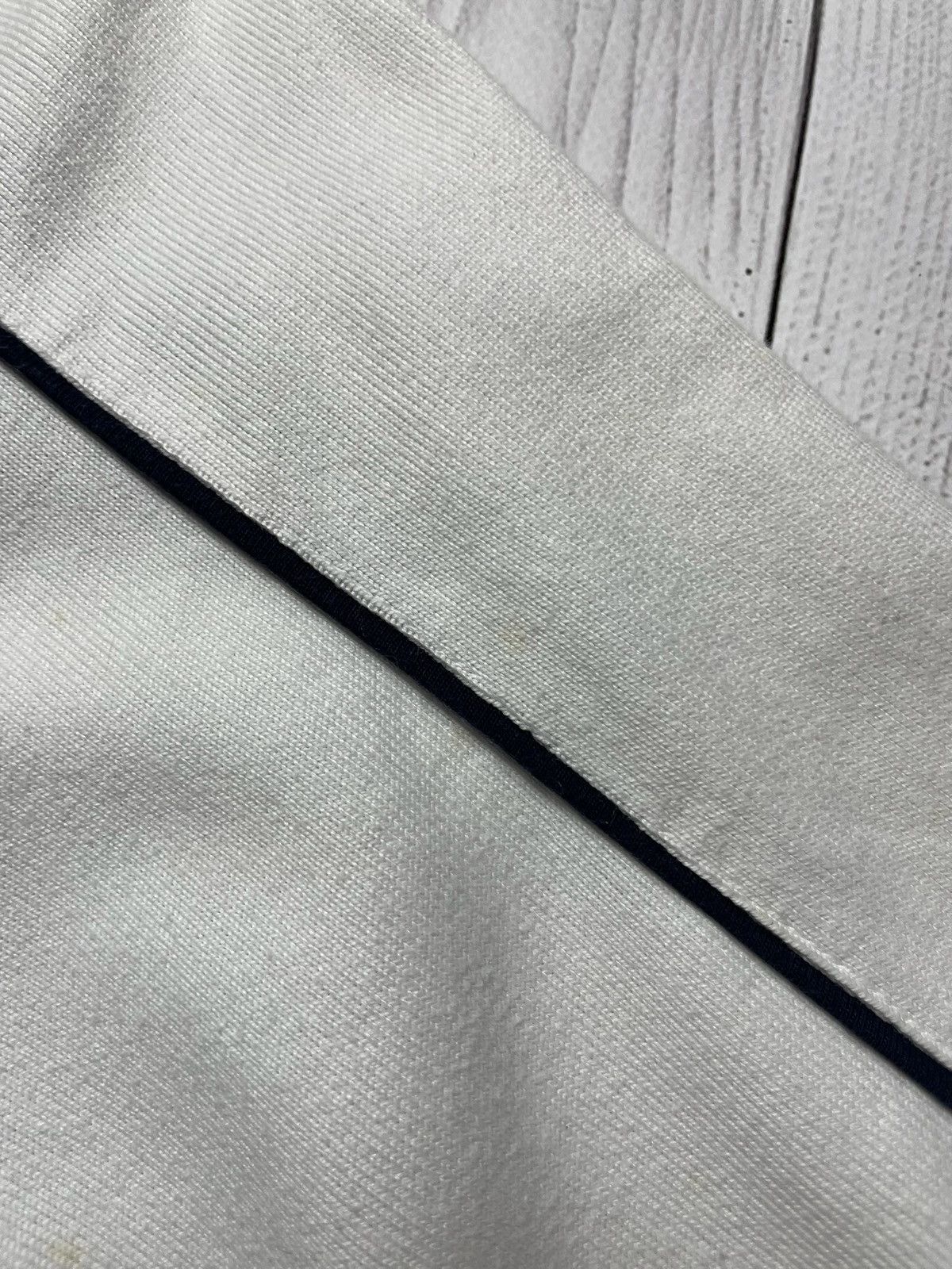 Canterbury of New Zealand Vintage Scotland rugby jersey Canterbury size XL Size US XL / EU 56 / 4 - 9 Thumbnail