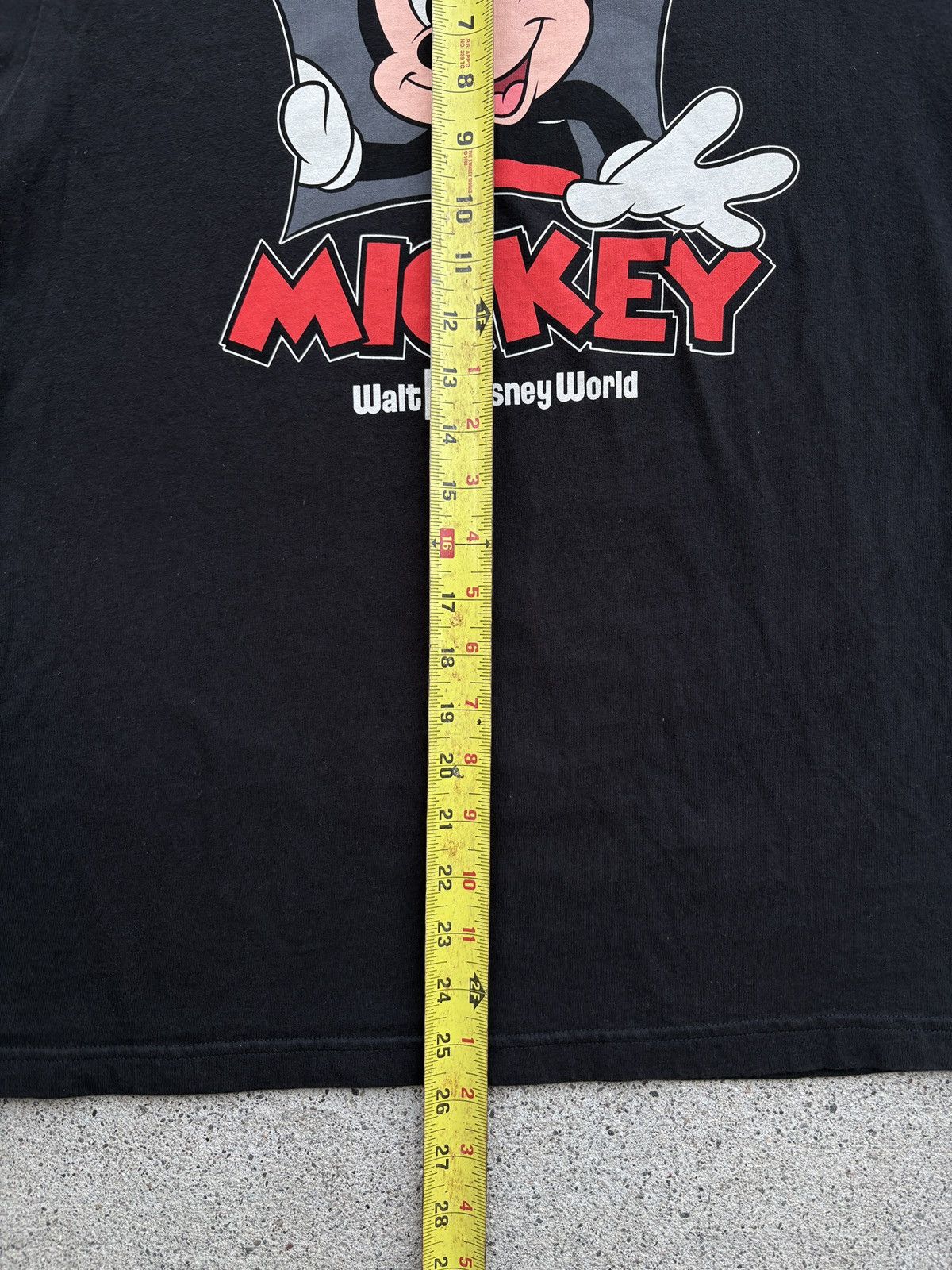 Disney × Mickey Mouse × Vintage Vintage 1990s DisneyWorld Mickey Mouse Character Tee Size M Size US M / EU 48-50 / 2 - 6 Thumbnail