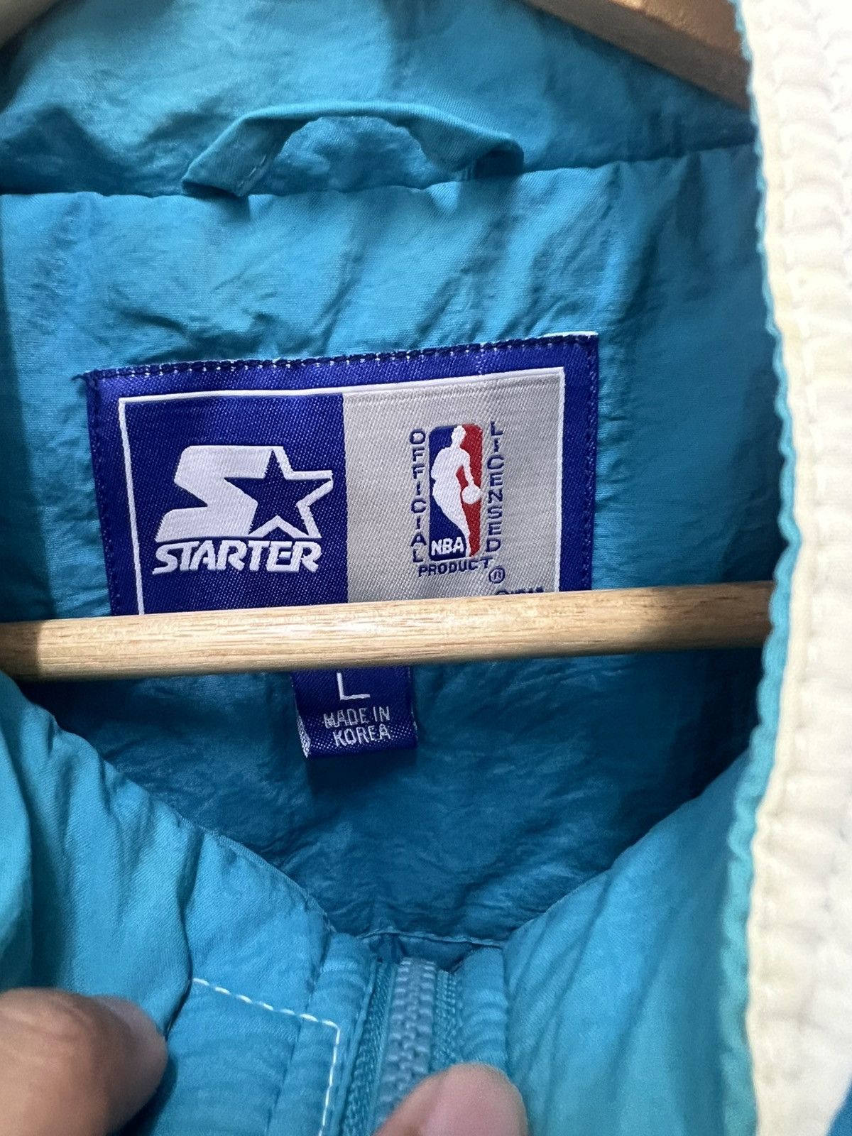 NBA × Starter × Vintage Vintage 90’s NBA Charlotte Hornets Sweater Size US L / EU 52-54 / 3 - 9 Thumbnail