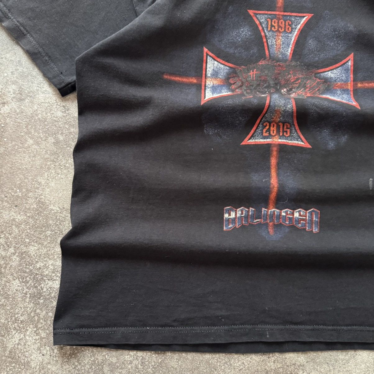 Vintage Amazing Vintage Y2K Faded Rock T-Shirt Size US XL / EU 56 / 4 - 7 Thumbnail