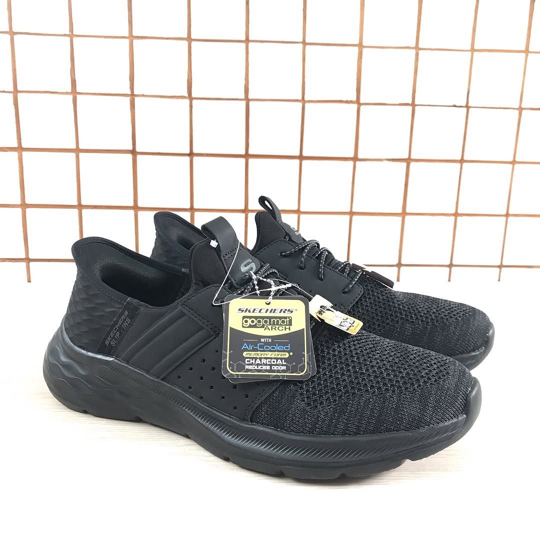 Skechers men’s in black sneakers 210803/BBK GARNER Size 41