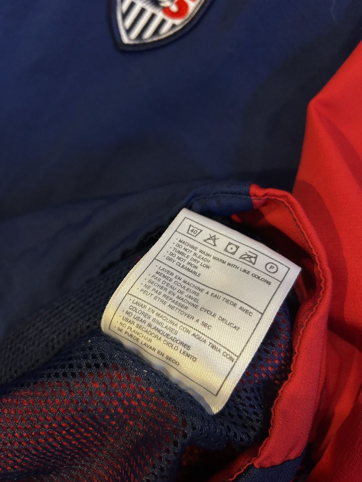 Nike 96/98 USMNT Light Training Jacket Size US L / EU 52-54 / 3 - 18 Thumbnail