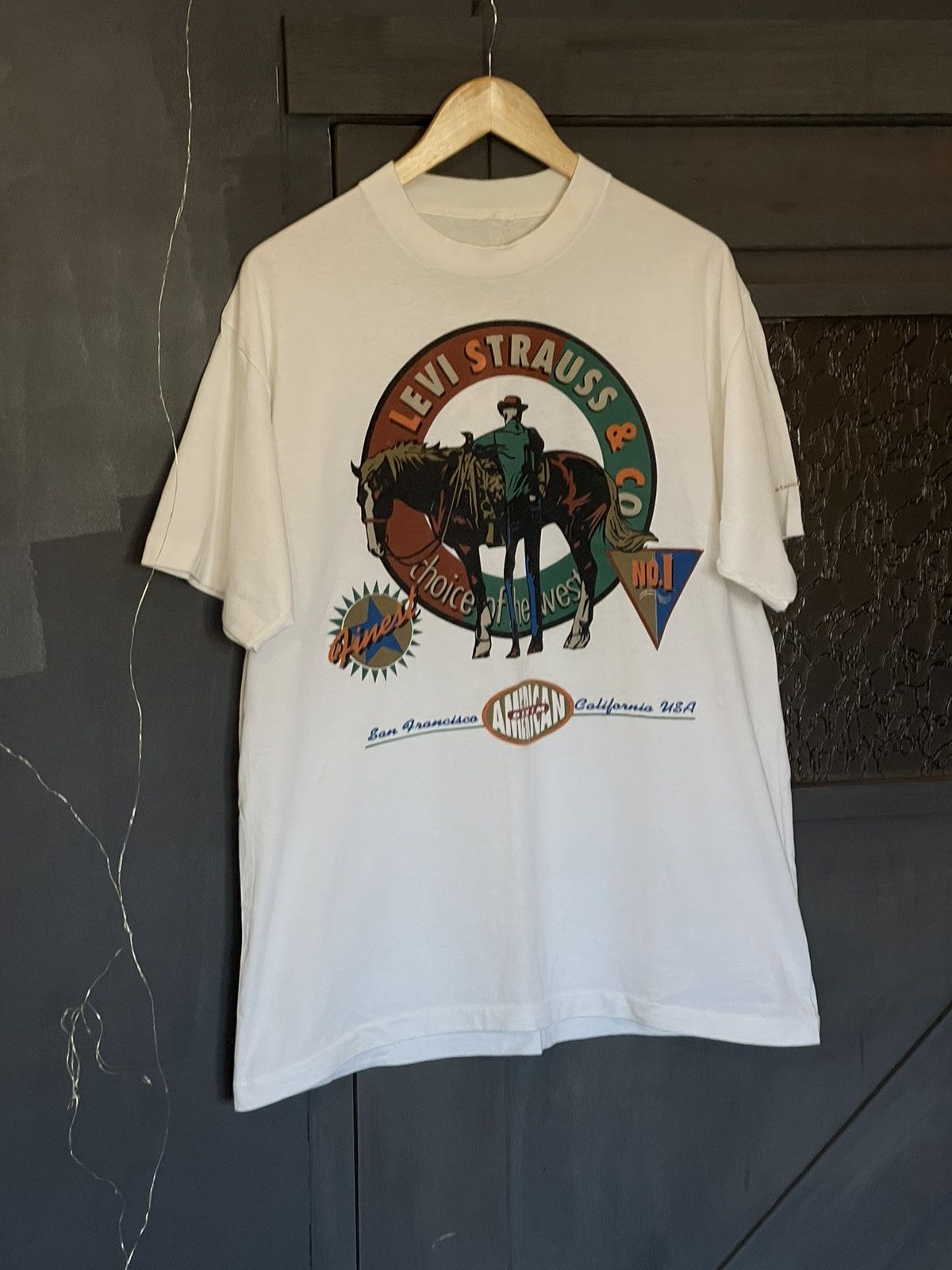 Cowboy Equipment 80’s Levis Vintage Cowboy Horse Western t-shirt tee white Size US L / EU 52-54 / 3 - 6 Thumbnail