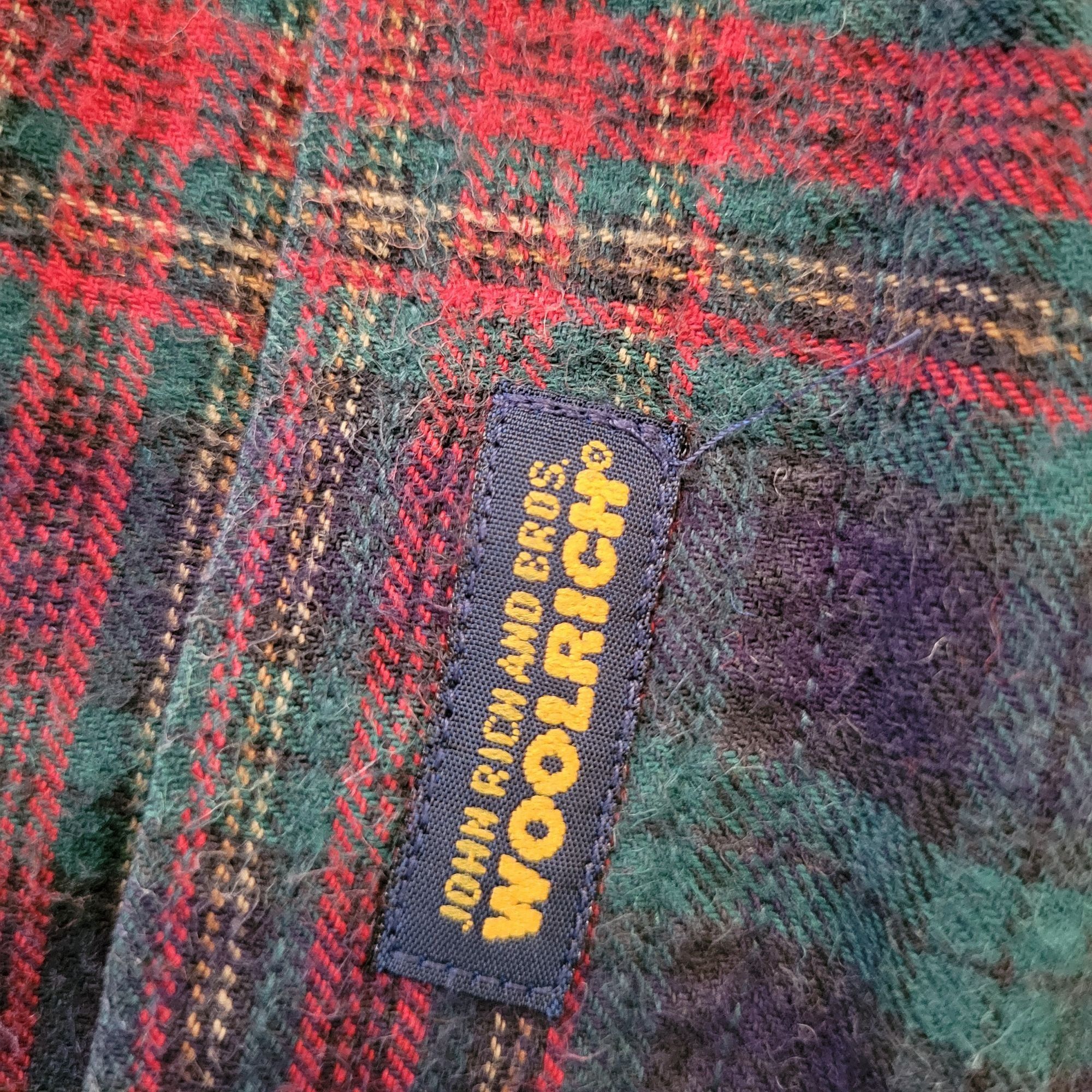 Woolrich Woolen Mills Woolrich L Plaid Button Up Flannel Shirt Green Red Plaid Cot Size US L / EU 52-54 / 3 - 3 Thumbnail