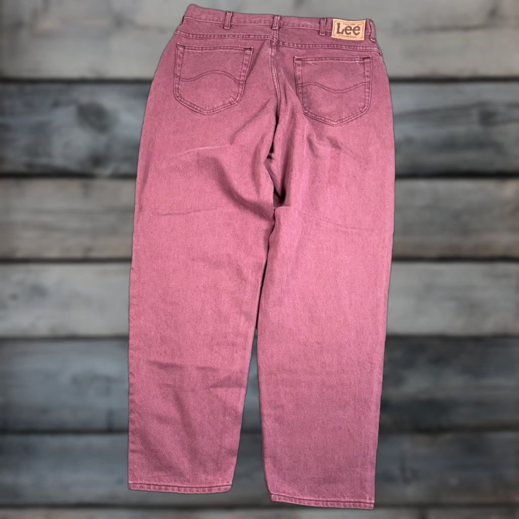 Lee VINTAGE Lee Jeans Tapered Fit Men's 36 x 31 Denim Red 90s Retro Grunge Made in USA Size US 36 / EU 52 - 1 Thumbnail