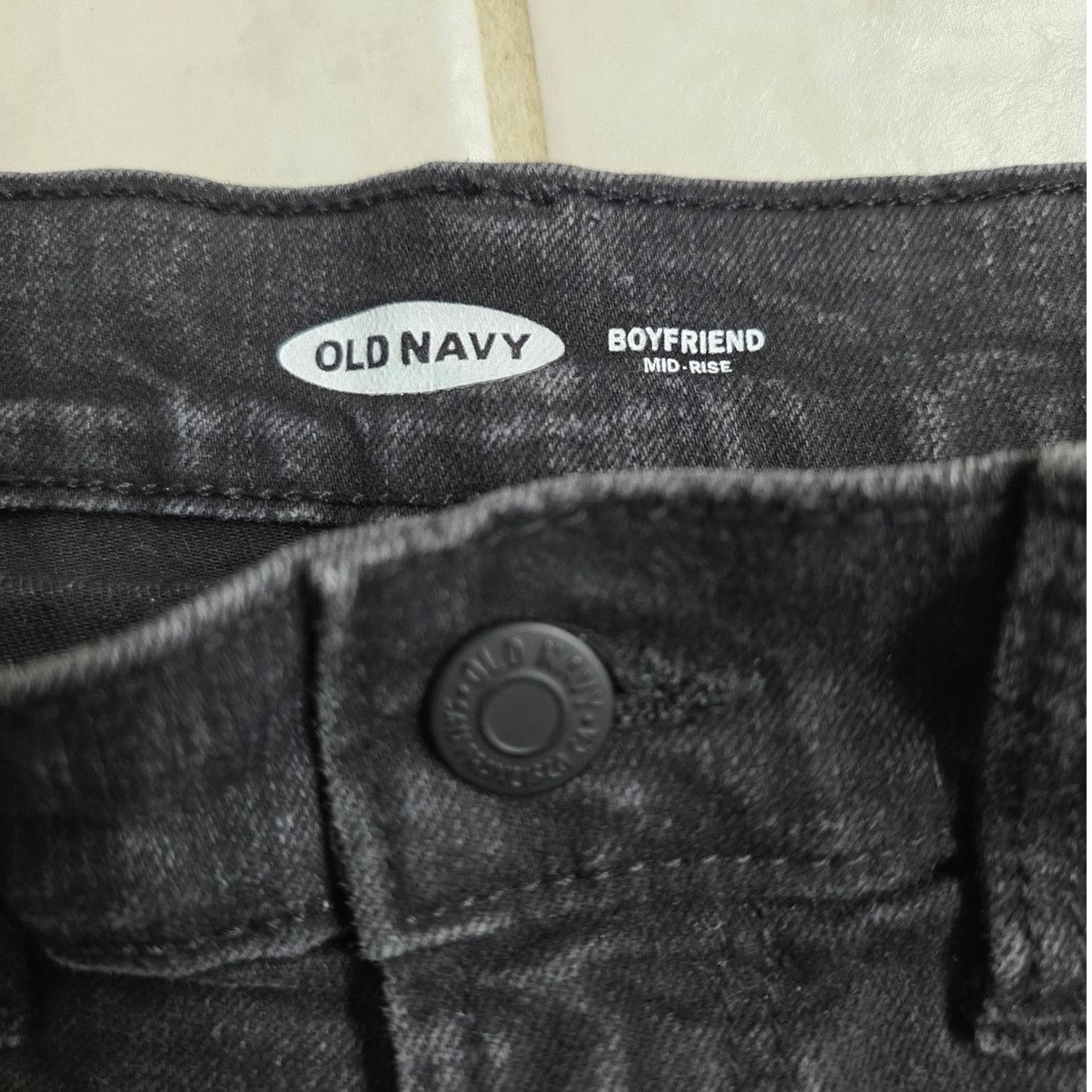 Old Navy Old Navy Black Distressed BF Mid Rise Cuffed Shorts - Sz 2 Size 26" / US 2 / IT 38 - 3 Thumbnail