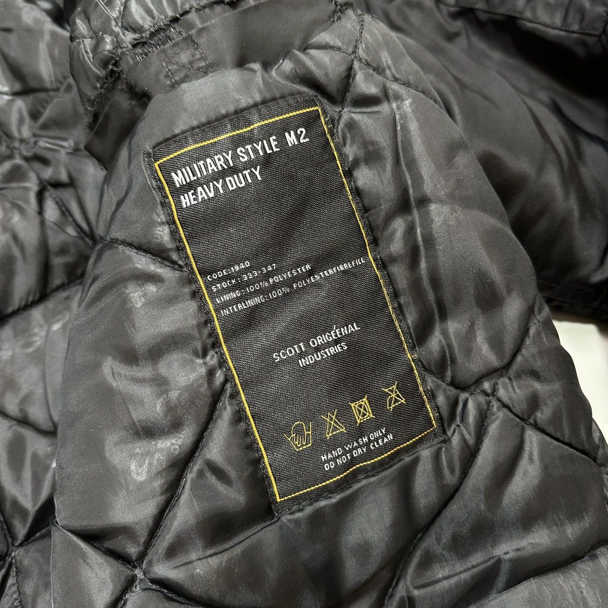 Schott Vintage Schott m-2 Flight Bomber Jacket Shiny Military 90s Size US L / EU 52-54 / 3 - 11 Thumbnail