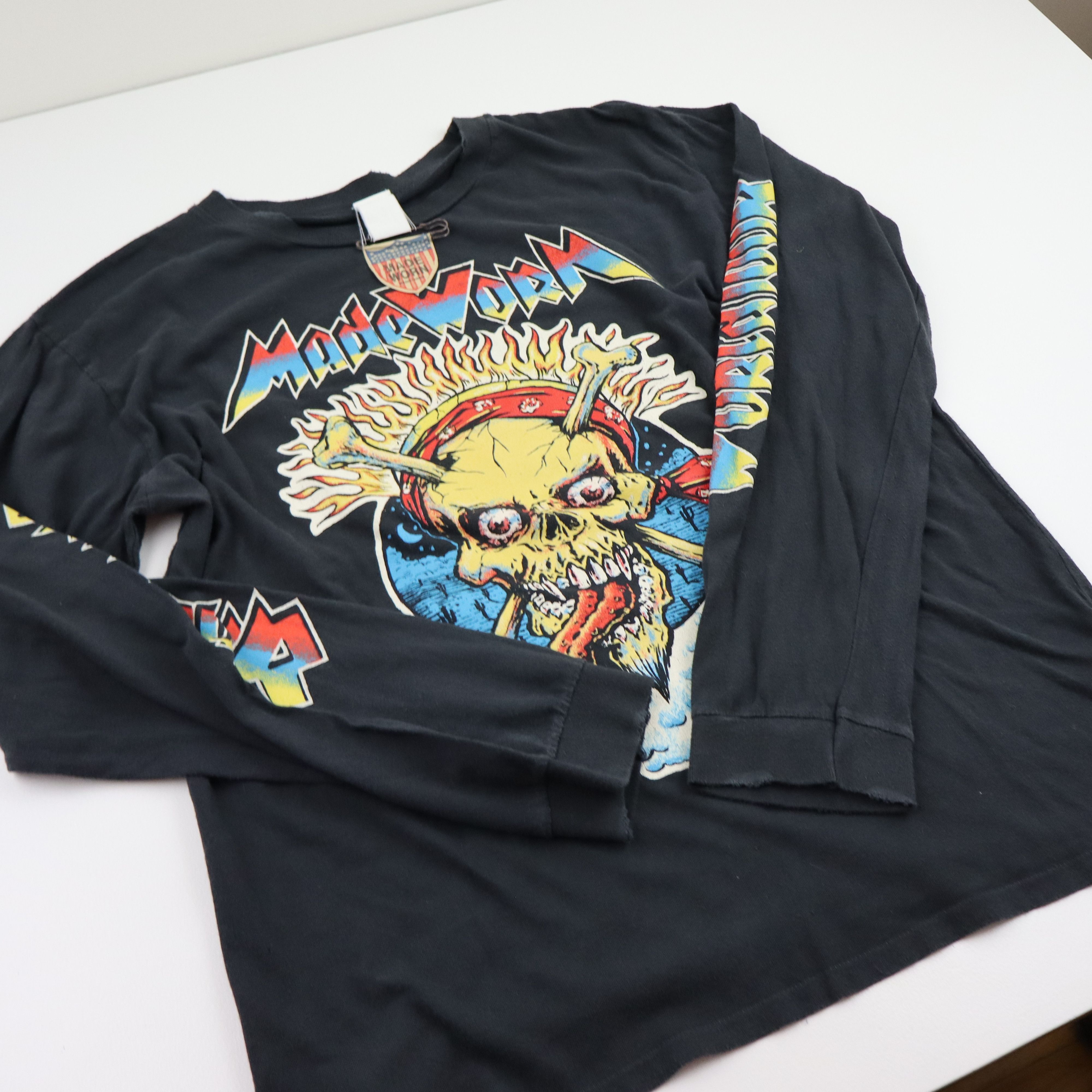 MadeWorn Madeworn World Tour Glow Skull Long Sleeve T Shirt L/XL Size US L / EU 52-54 / 3 - 8 Thumbnail