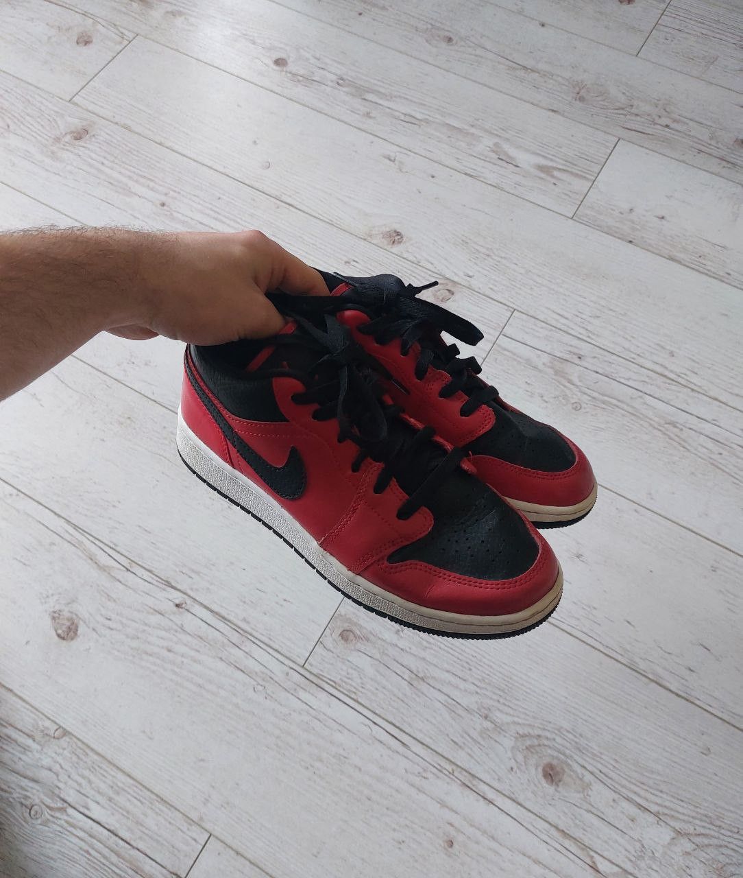 Nike Nike Air Jordan 1 Low Retro Size US 8.5 / IT 38.5 - 2 Thumbnail