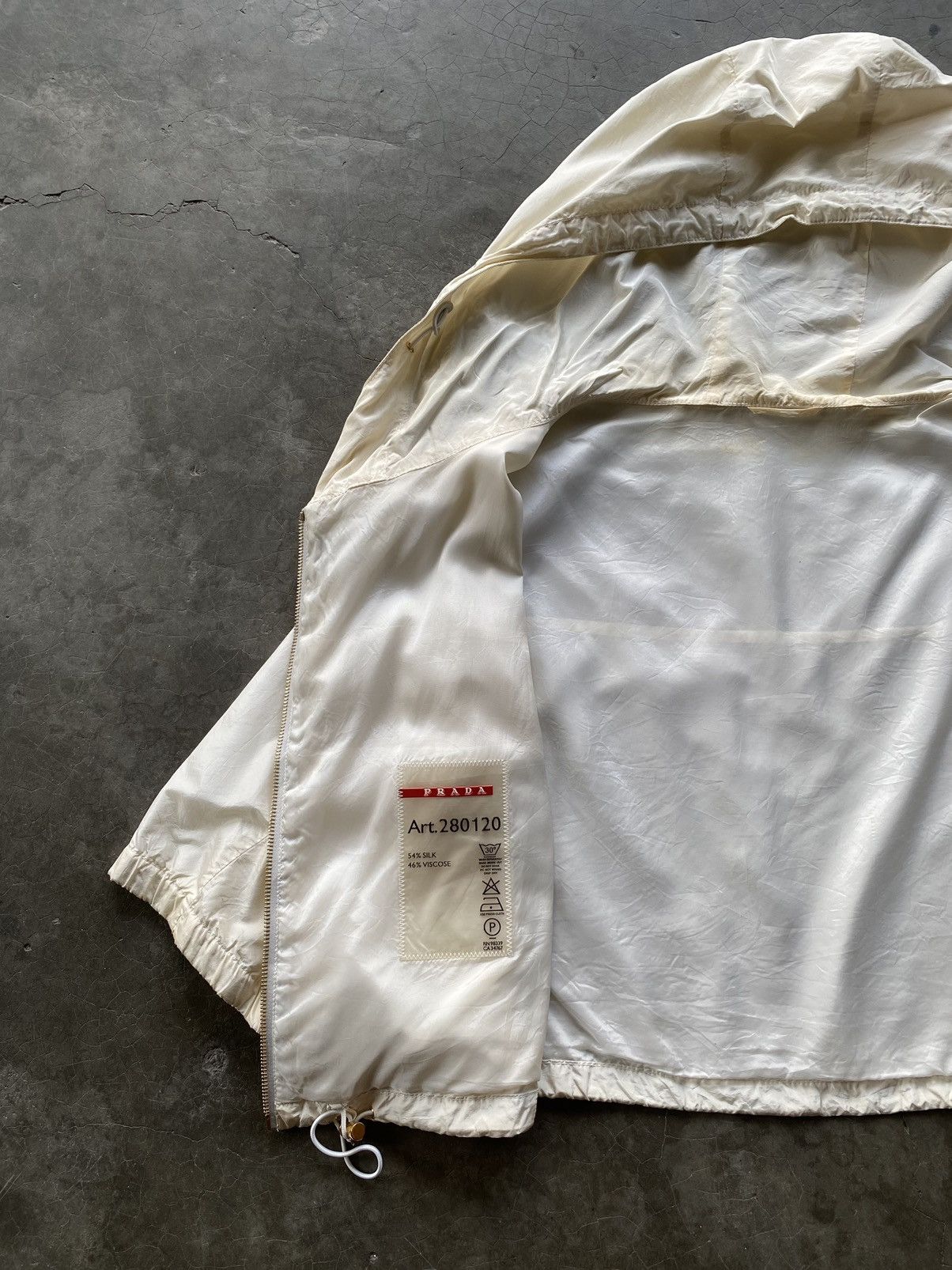 Prada Prada Ivory Silk Blend Bomber Jacket Hoodie Gold Tone Size XS / US 0-2 / IT 36-38 - 7 Thumbnail
