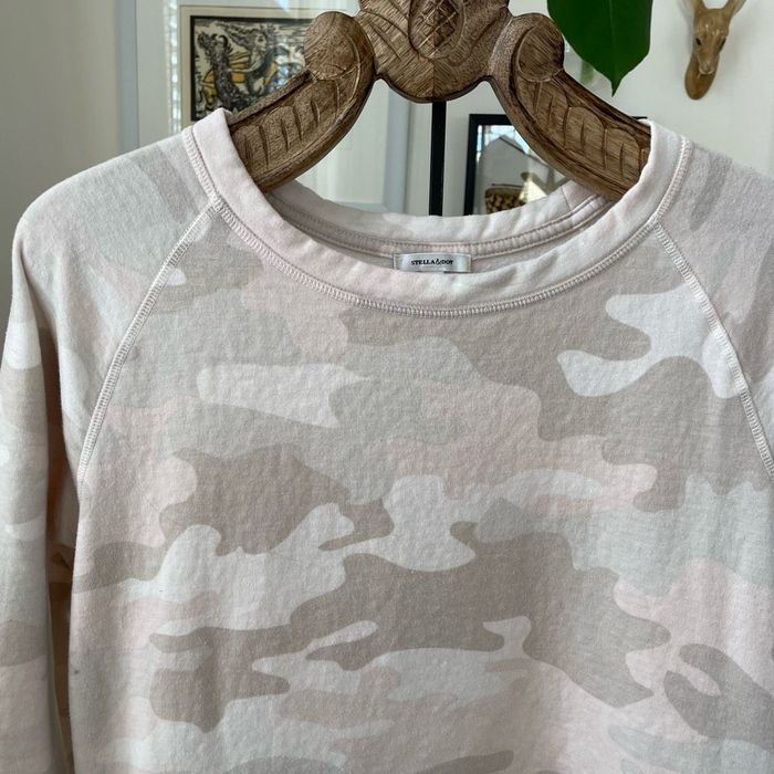 Stella and cheap dot camo sweatshirt