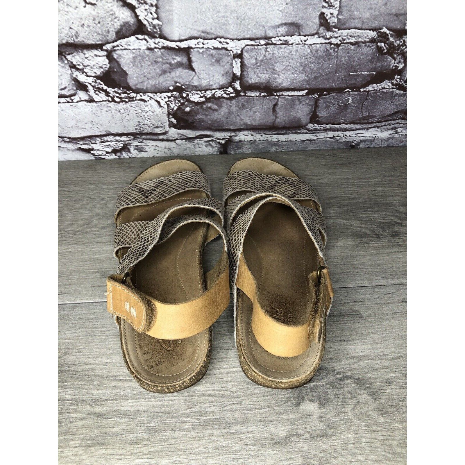 Clarks Clarks Artisan Taupe Snake Skin Print Ankle Strap Cork Wedge Size US 7.5 / IT 37.5 - 5 Thumbnail