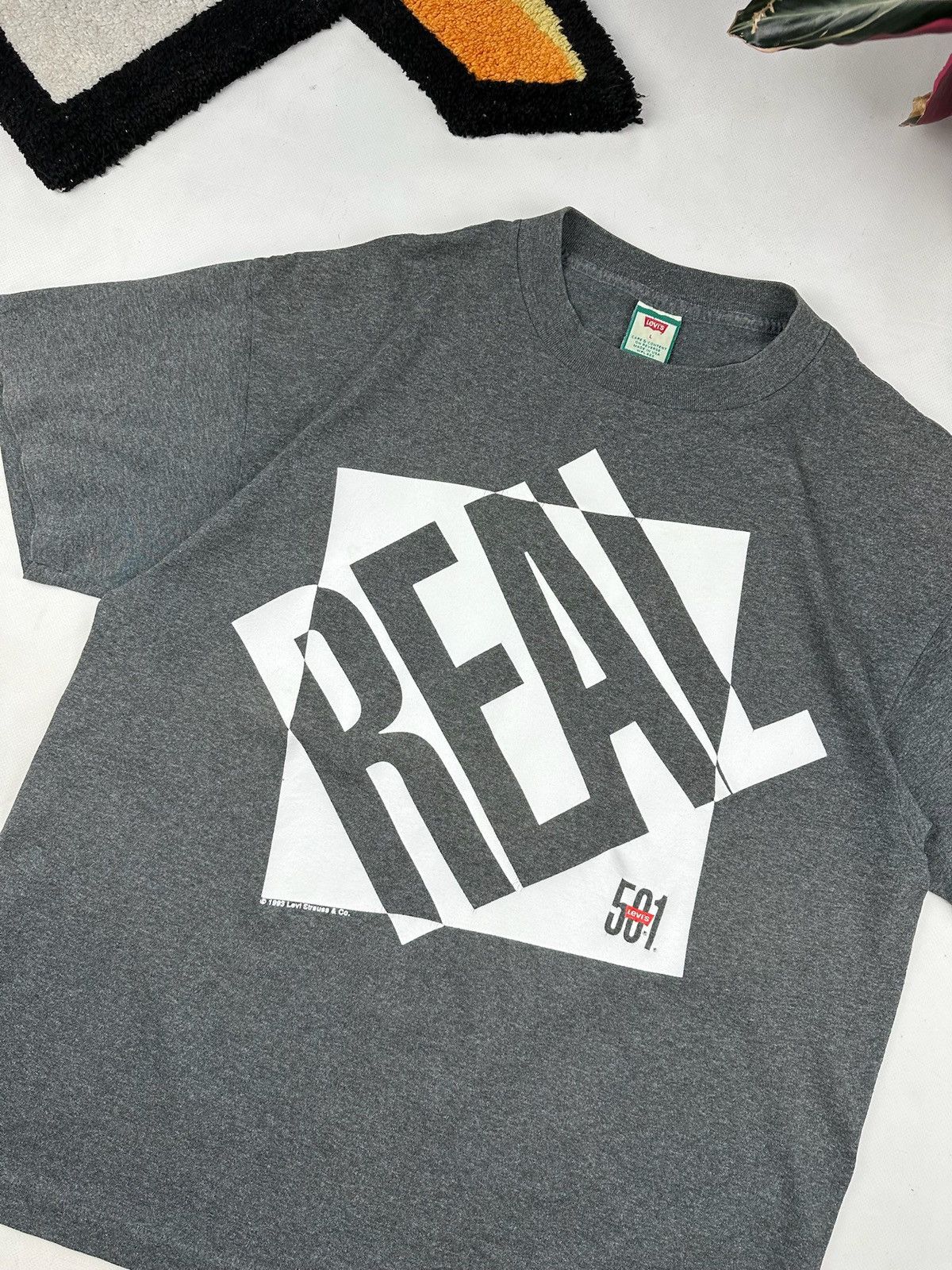 Levi's × Vintage Vintage 1993 Levis tShirt real 501 tee Size US L / EU 52-54 / 3 - 4 Thumbnail