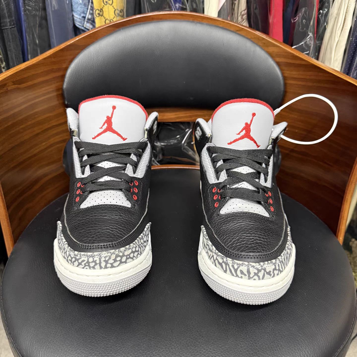 Jordan Brand Air Jordan 3 Basketball Shoes K15 Size US 7.5 / EU 40-41 - 2 Thumbnail