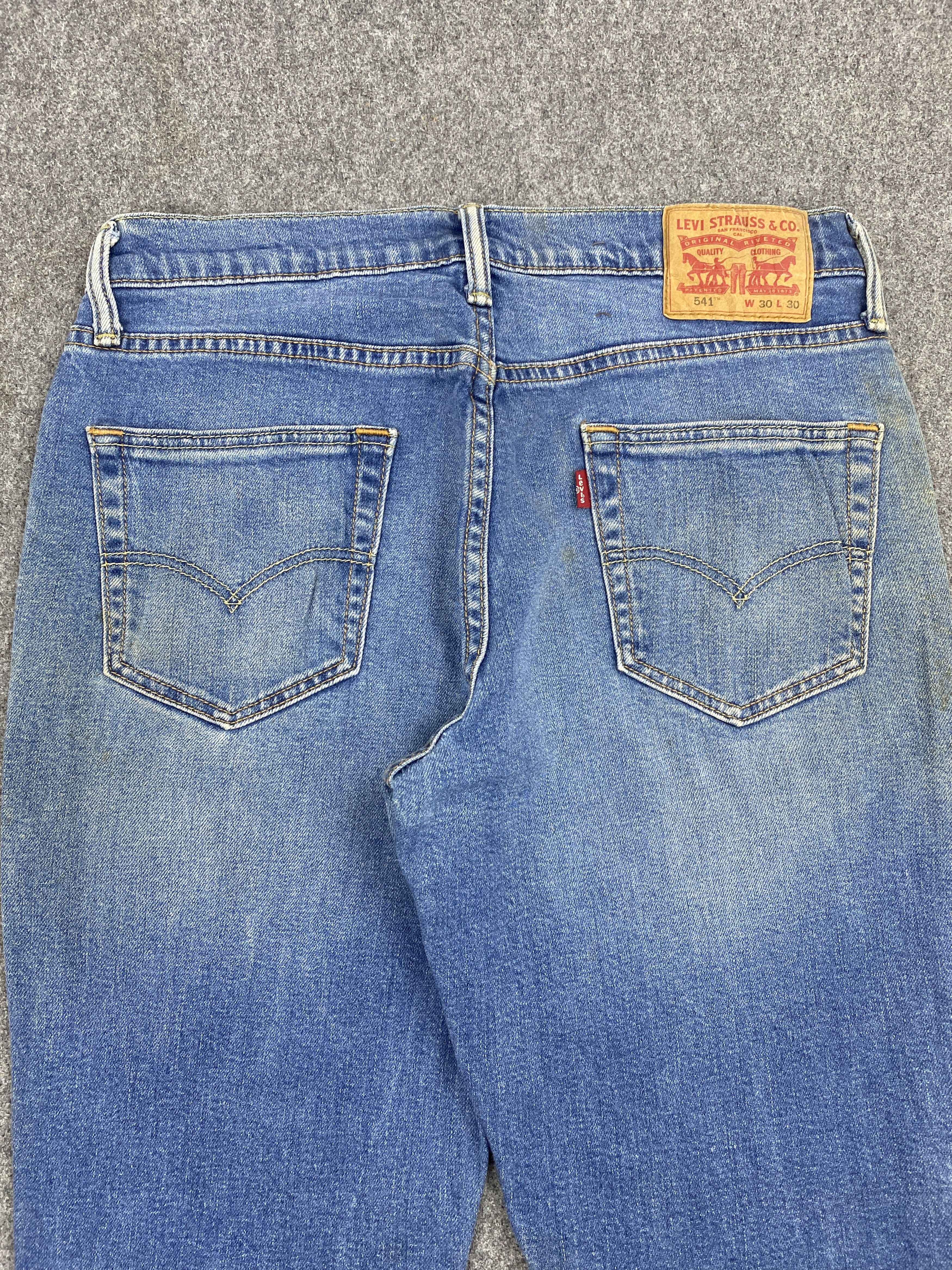 Levi's × Vintage Vintage Levis 541 Faded Blue Denim Jeans Size US 28 / EU 44 - 5 Thumbnail