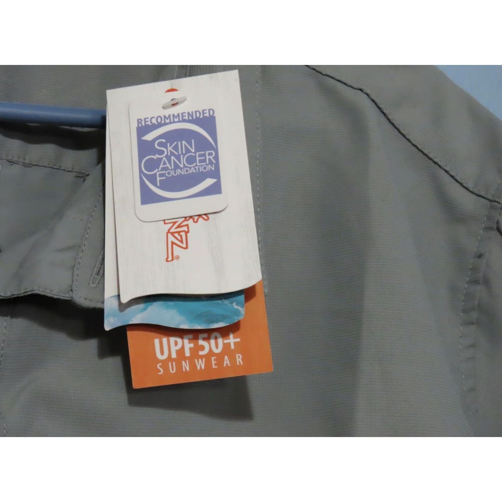 Skin VINTAGEUV Skinz UPF 50+ Men's Large Button Up Sunwear Short Sleeve Shirt NWT Size US L / EU 52-54 / 3 - 6 Thumbnail